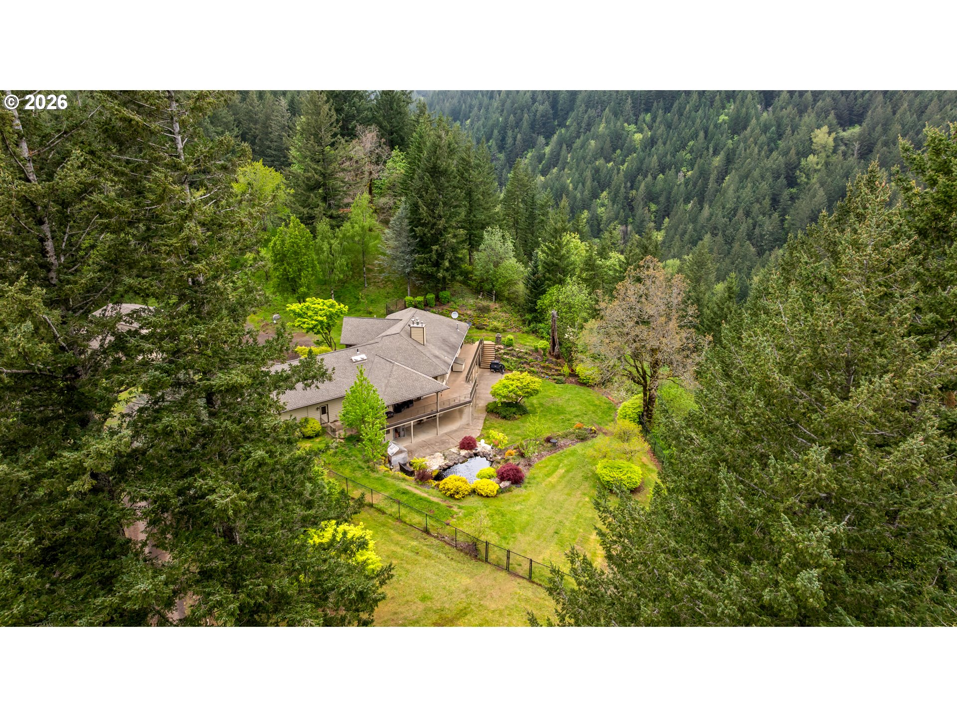 262 BEACON HIGHLAND RD