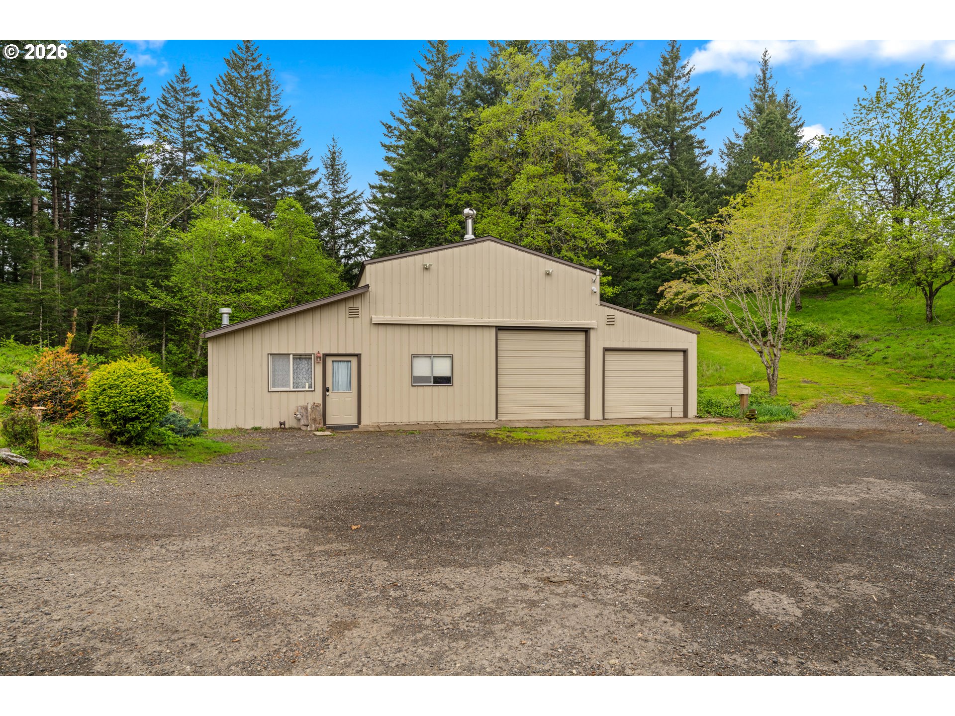 262 BEACON HIGHLAND RD