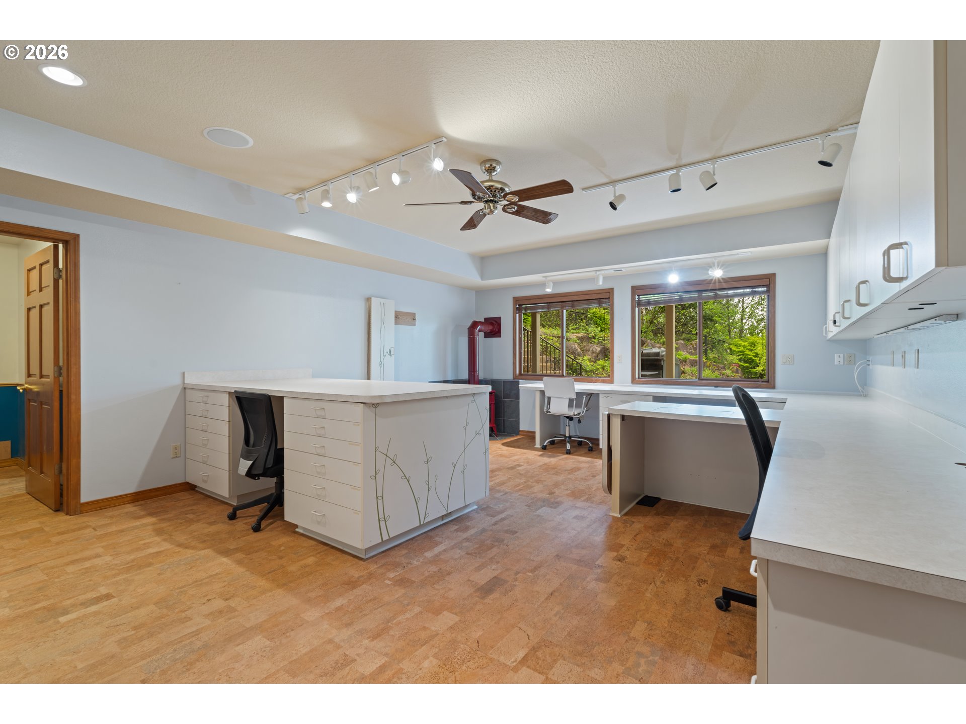 262 BEACON HIGHLAND RD