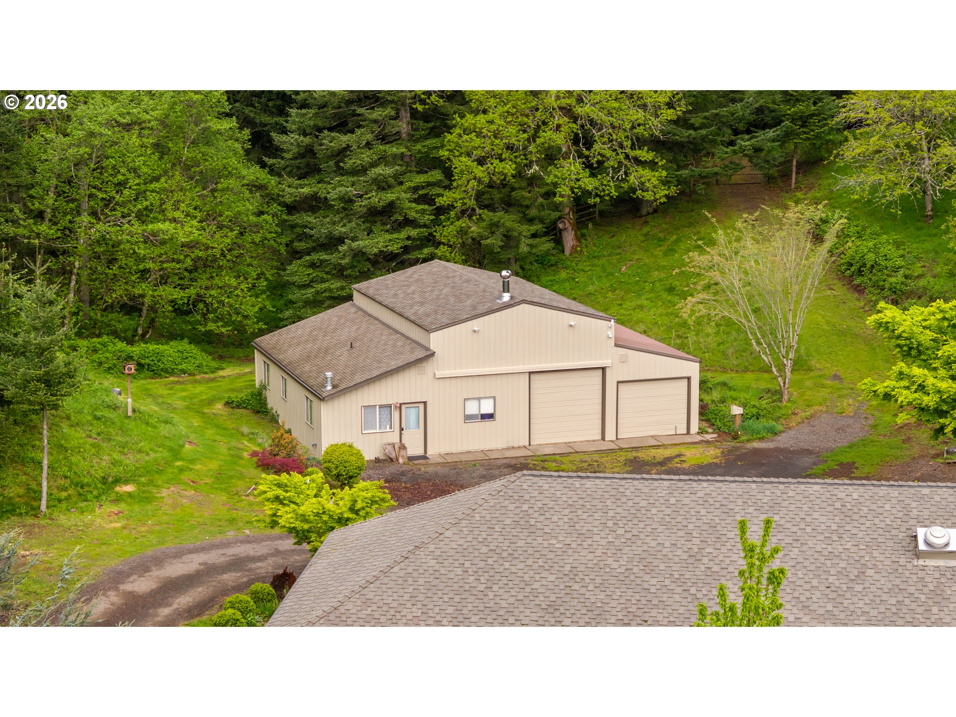 262 BEACON HIGHLAND RD