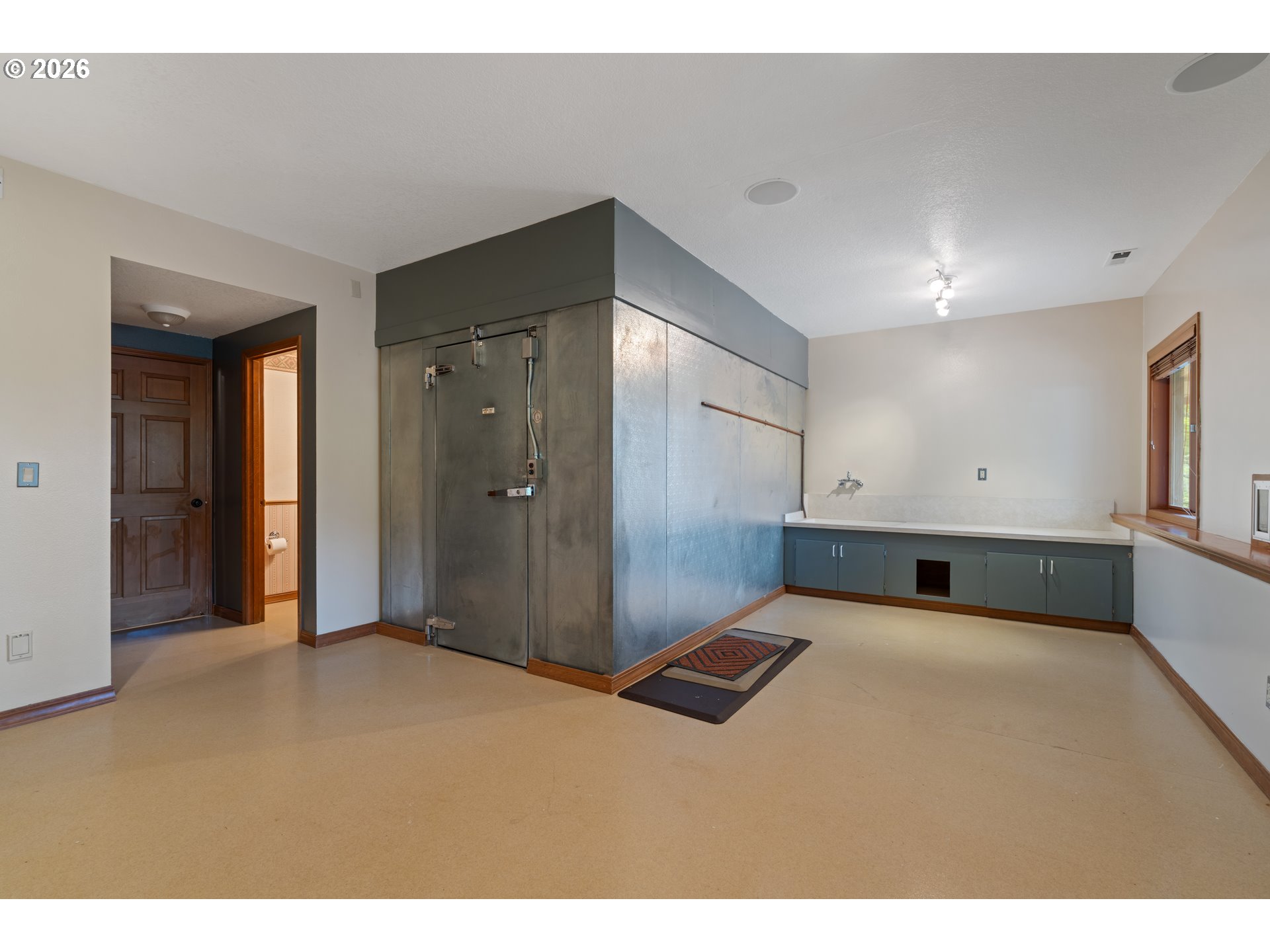 262 BEACON HIGHLAND RD