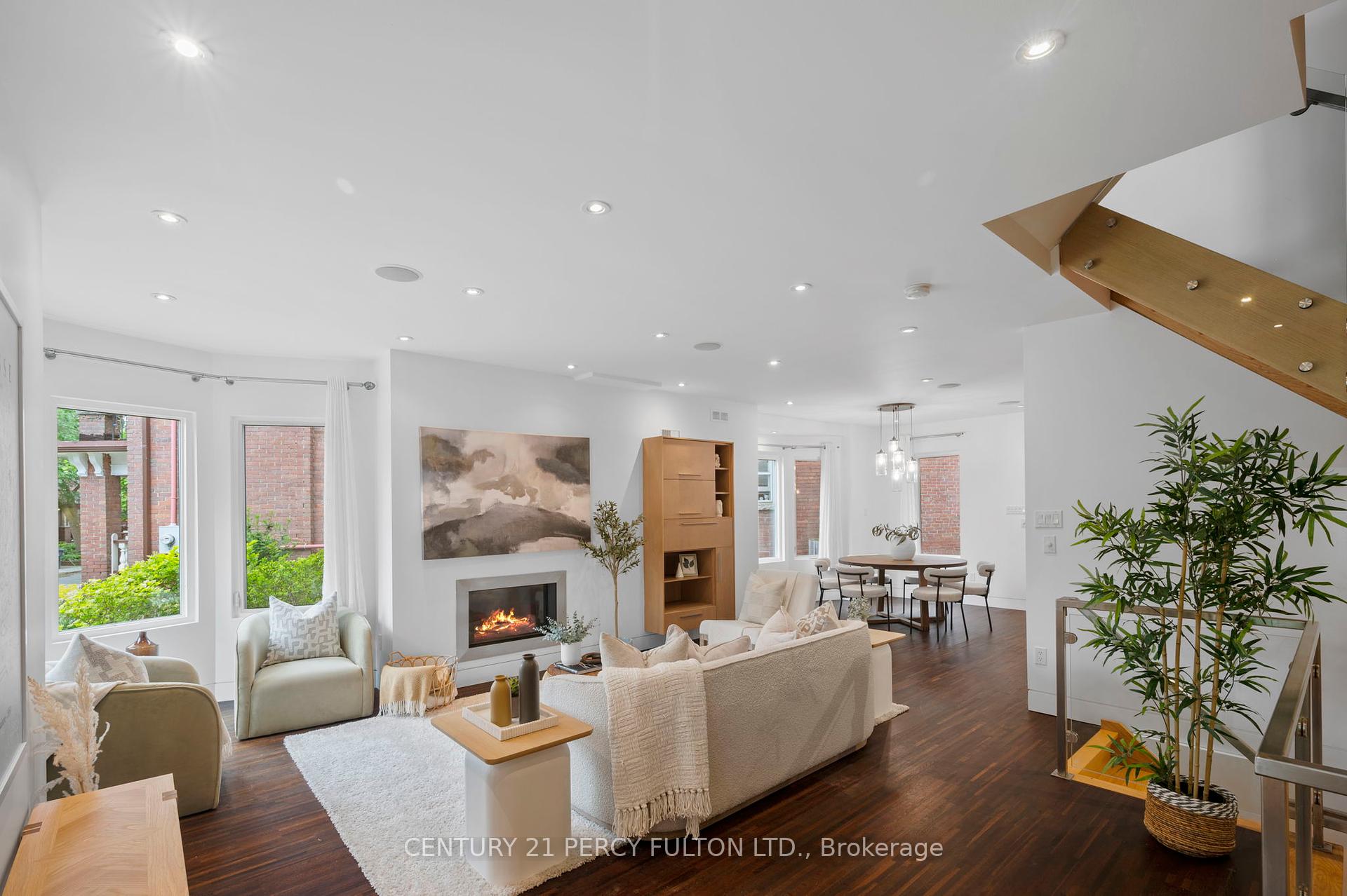 22 Columbine Avenue