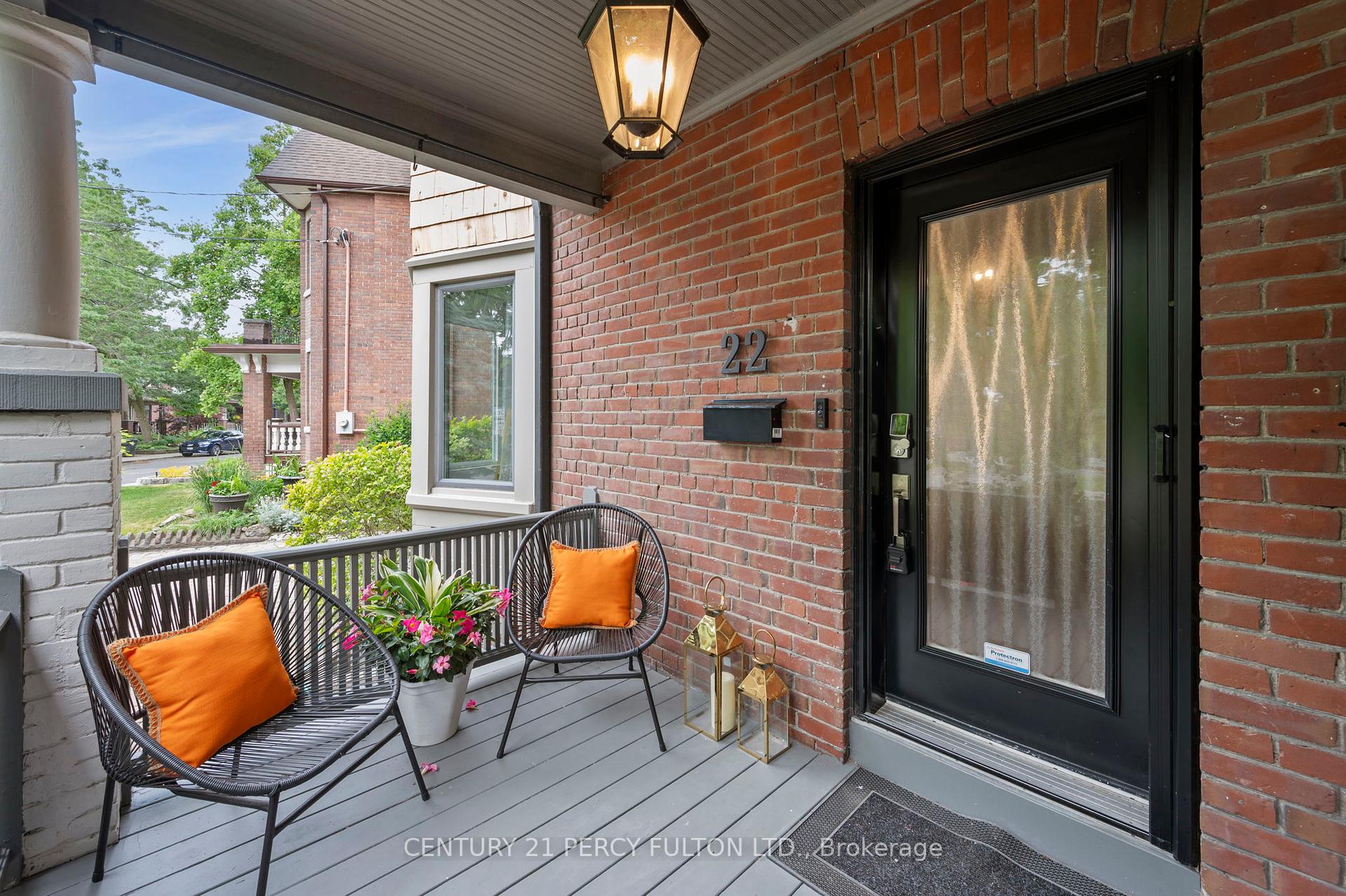 22 Columbine Avenue
