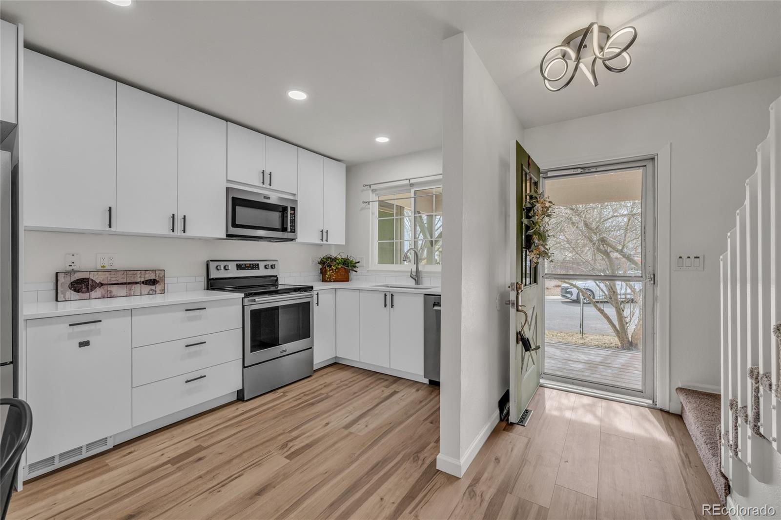254 Greenway Circle W
