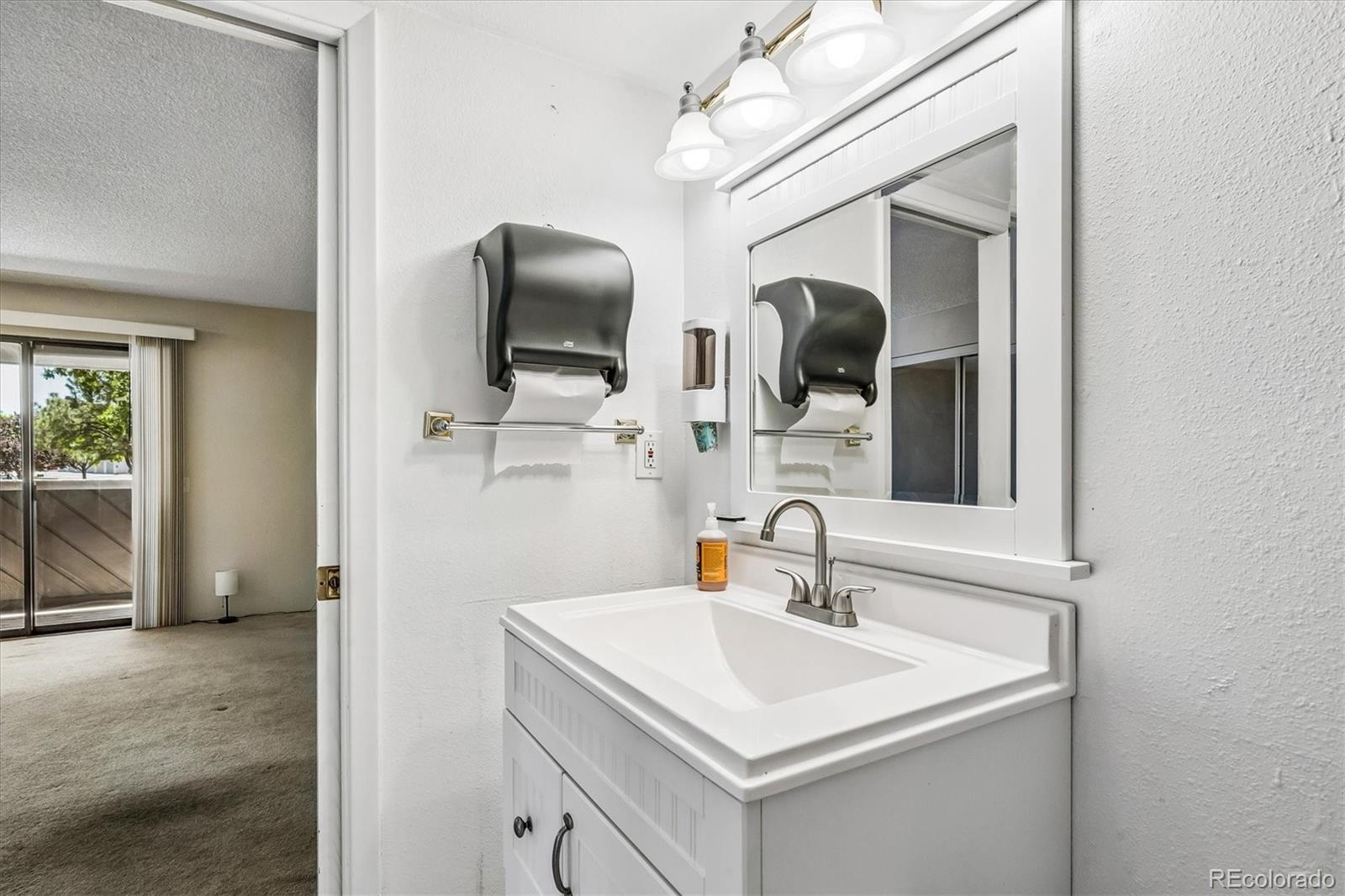 9887 E Peakview Avenue Unit: F07