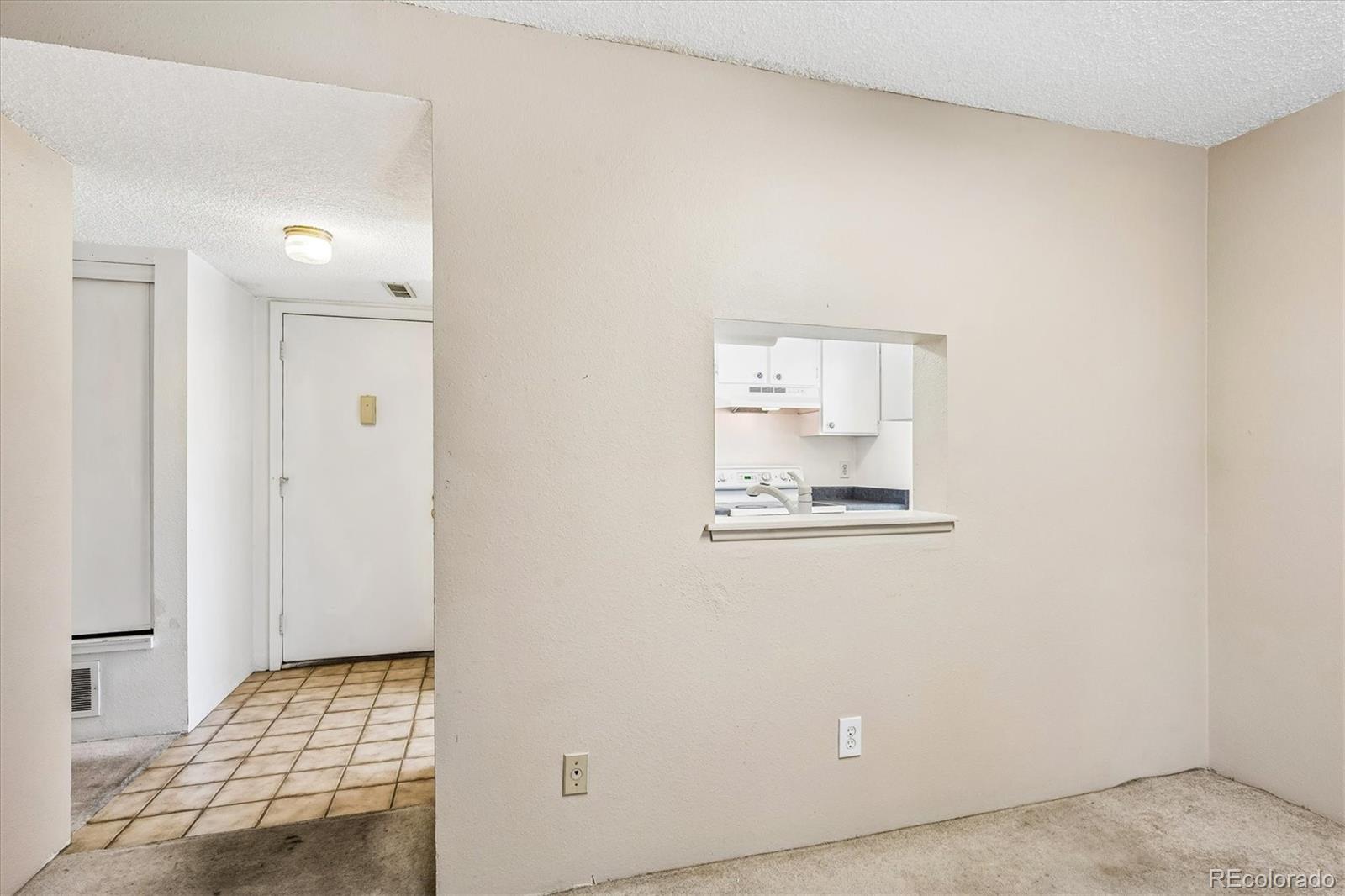 9887 E Peakview Avenue Unit: F07