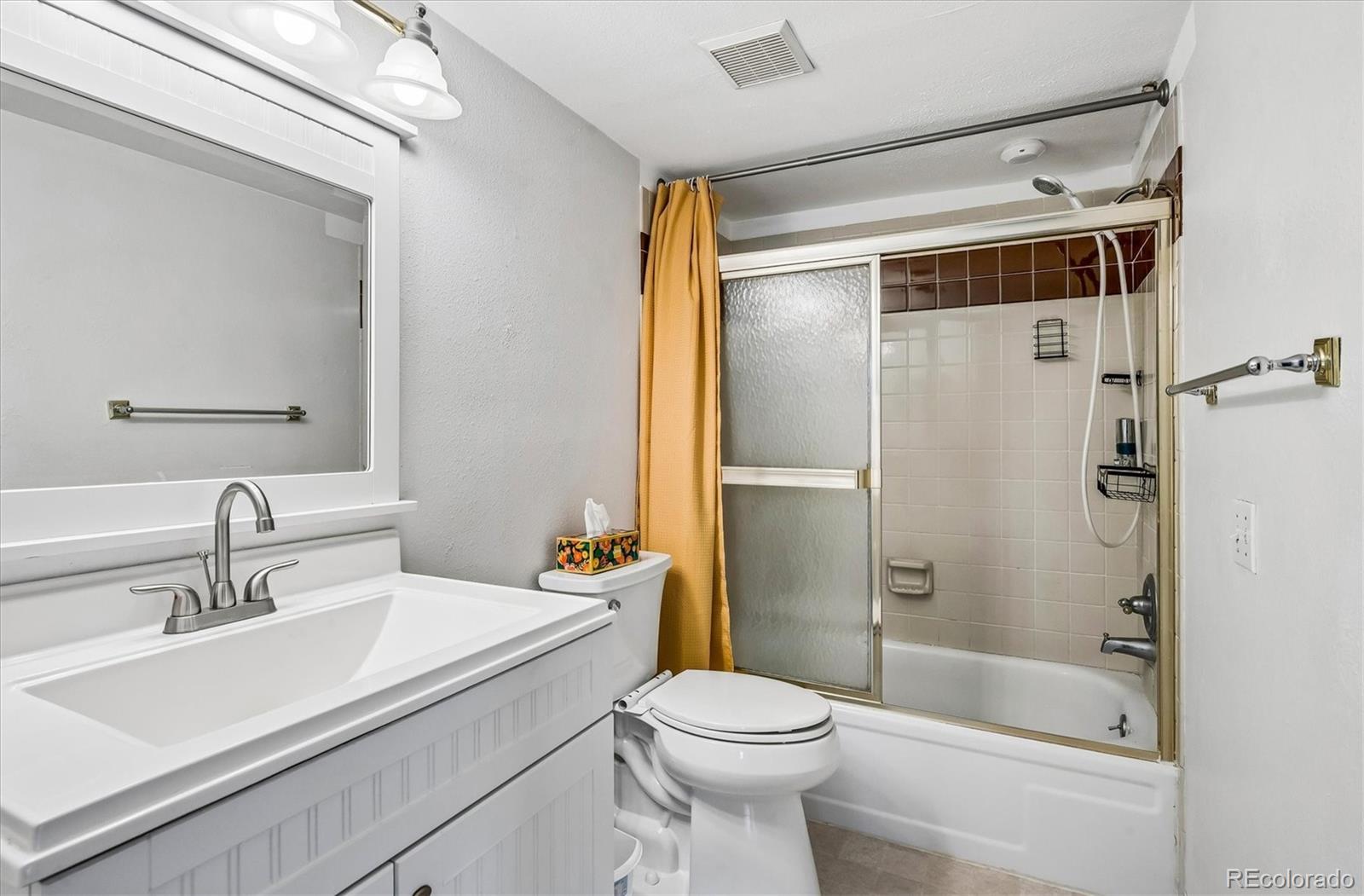 9887 E Peakview Avenue Unit: F07