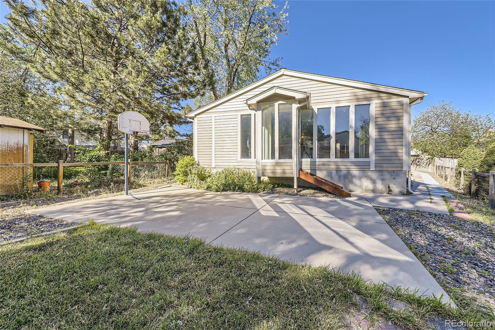 12883 Columbine Circle