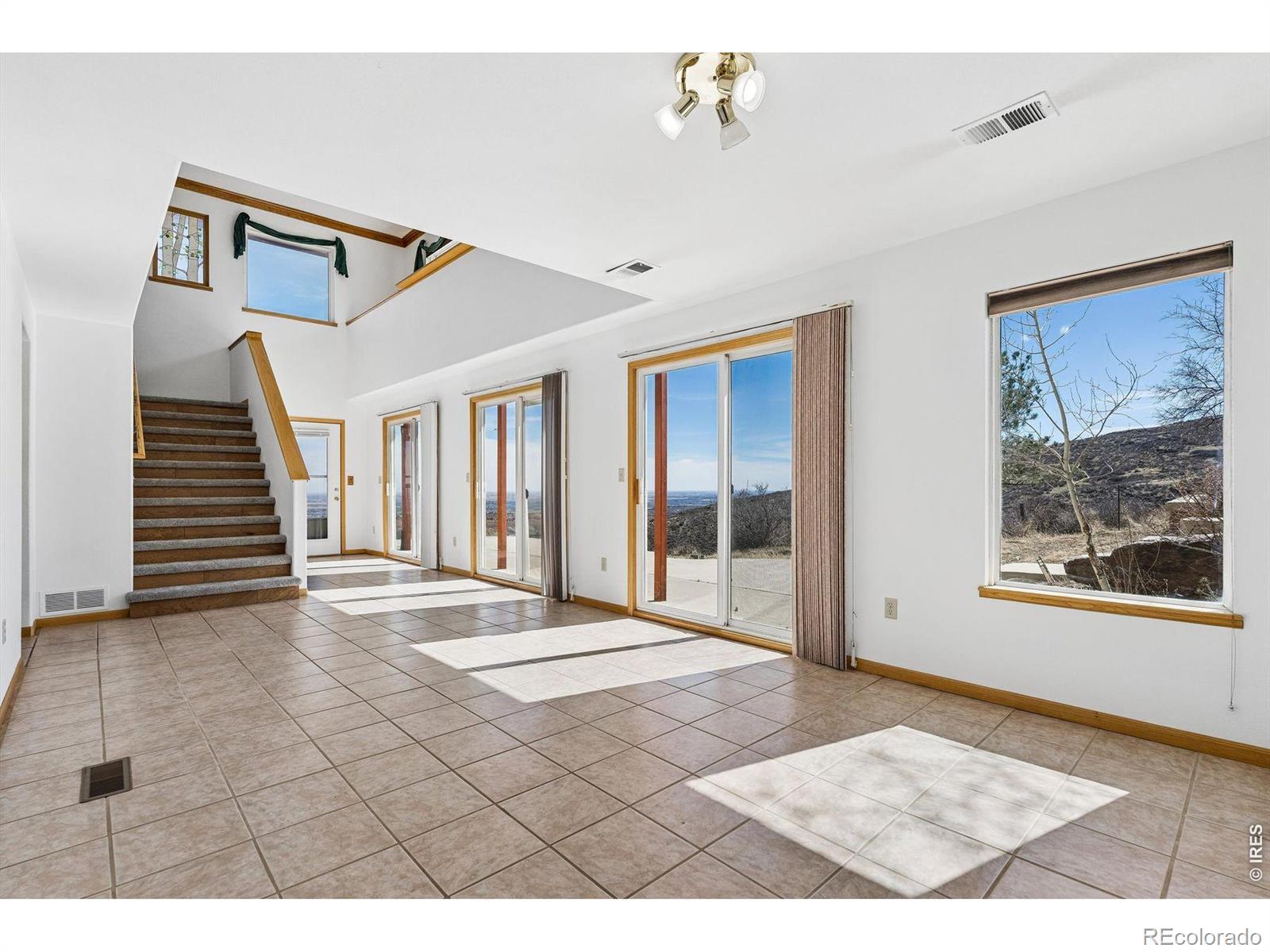 6344 Stag Hollow Road