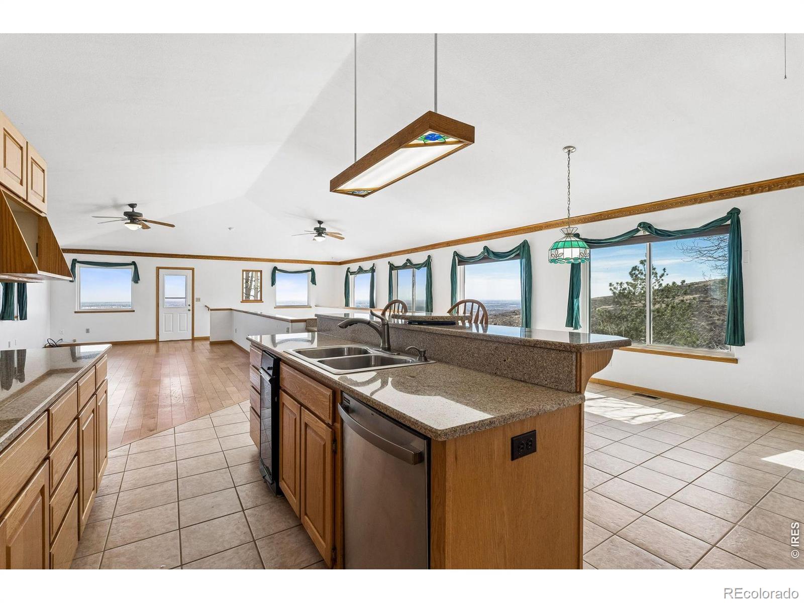 6344 Stag Hollow Road