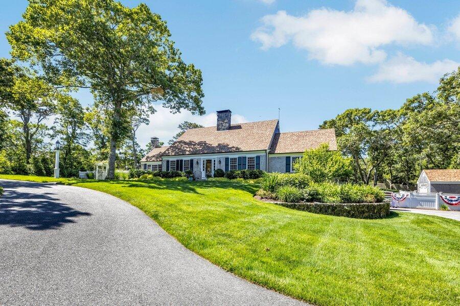 Stunning Morris Island Home