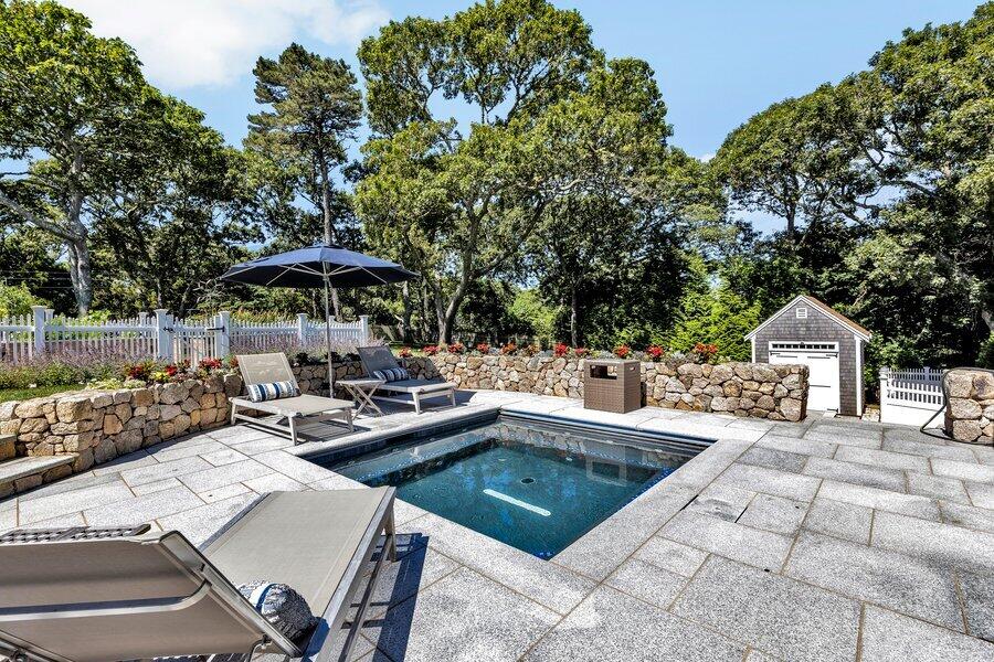 Stunning Morris Island Home