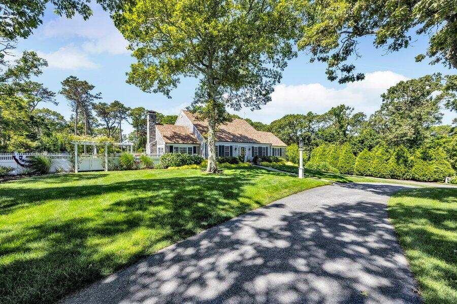 Stunning Morris Island Home