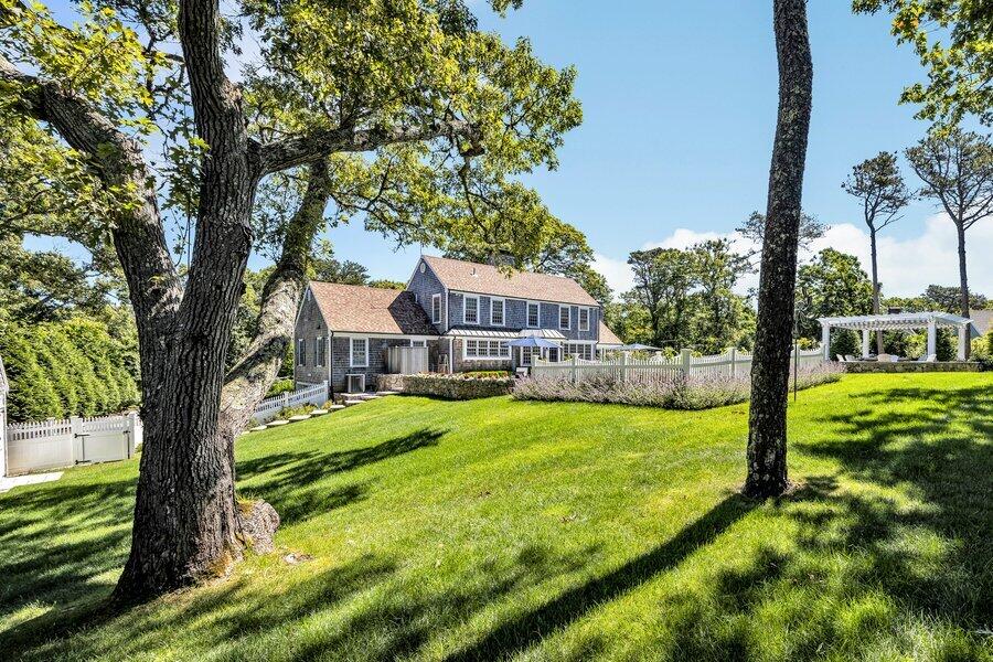 Stunning Morris Island Home