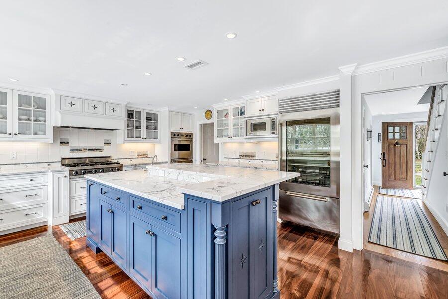 Stunning Morris Island Home