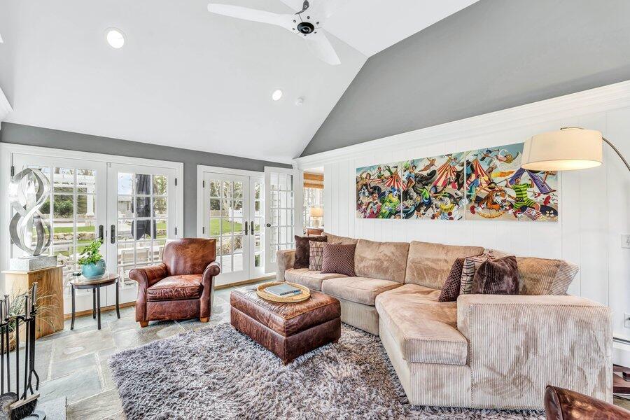 Stunning Morris Island Home