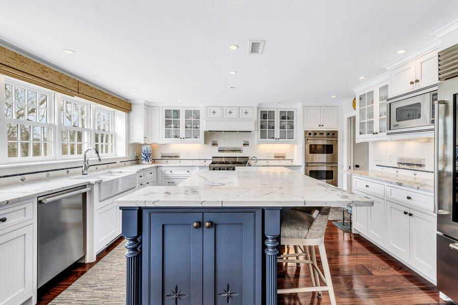 Stunning Morris Island Home