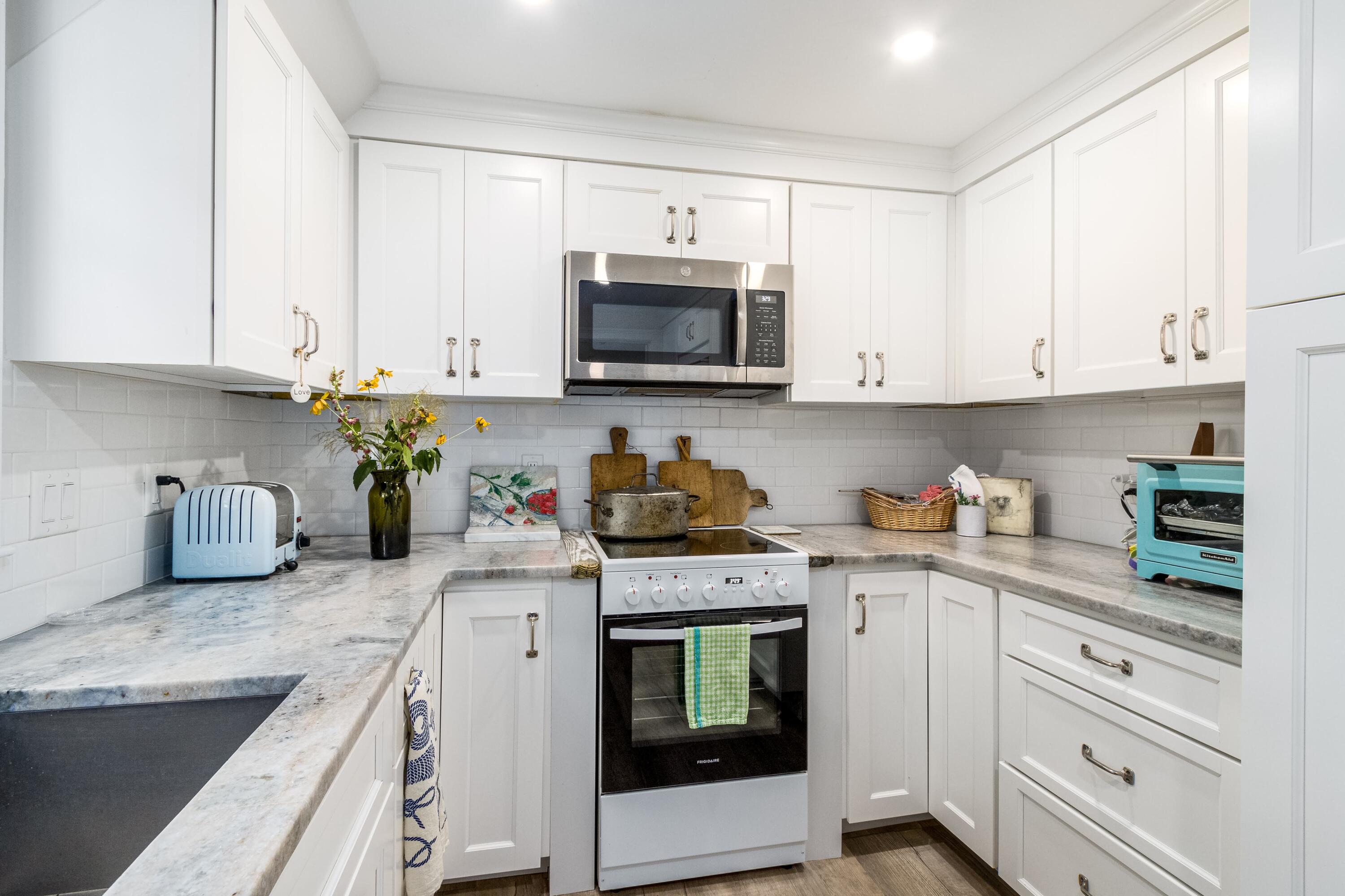 920 Main Street # 4
