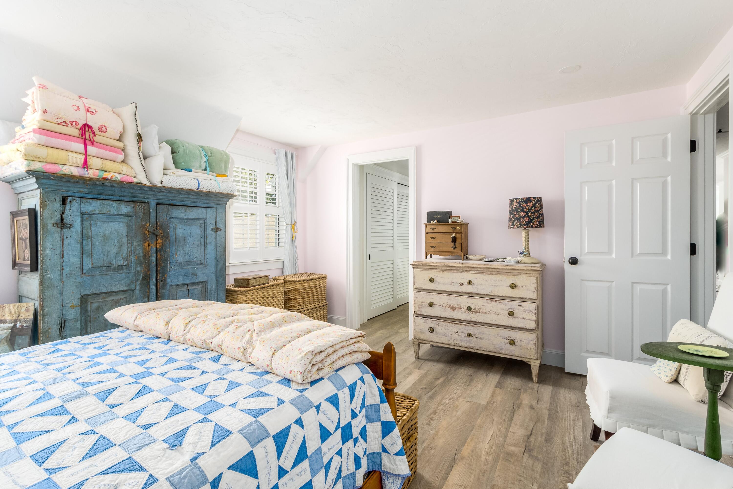 920 Main Street # 4