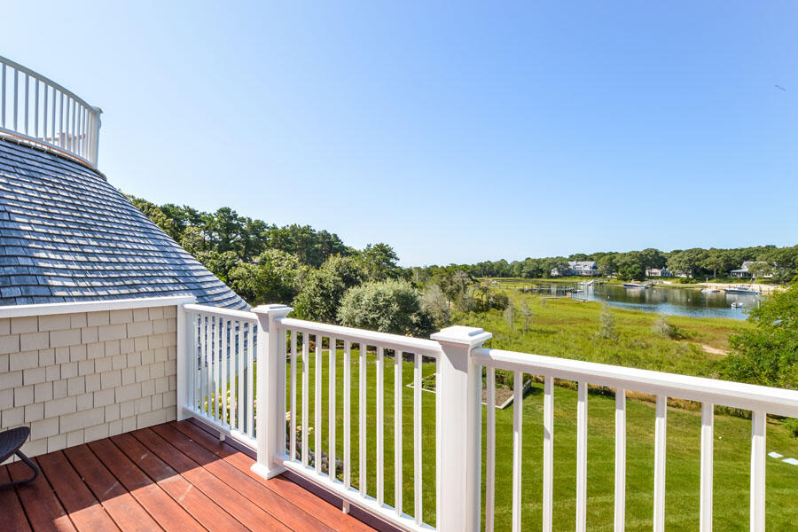 Luxury Waterfront with Private Dock