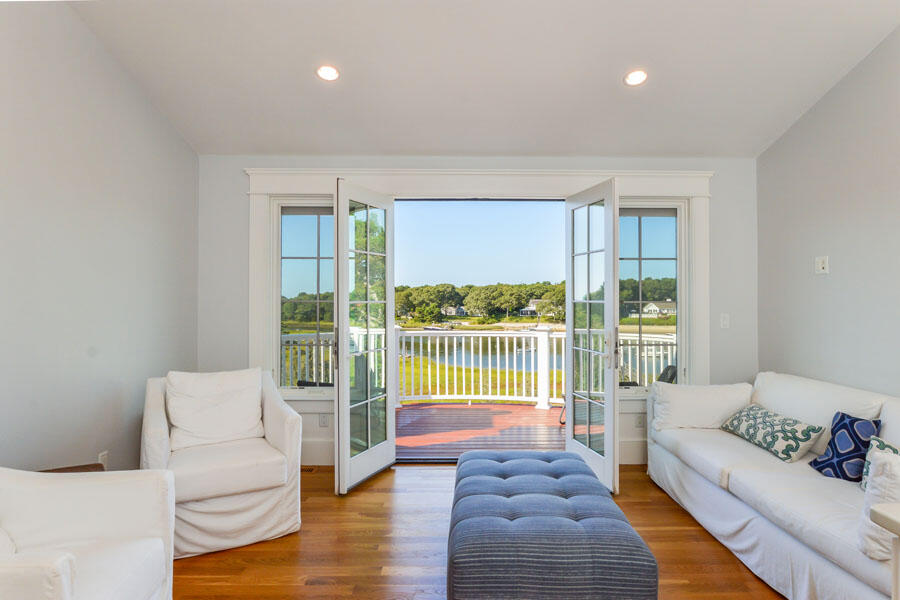 Luxury Waterfront with Private Dock