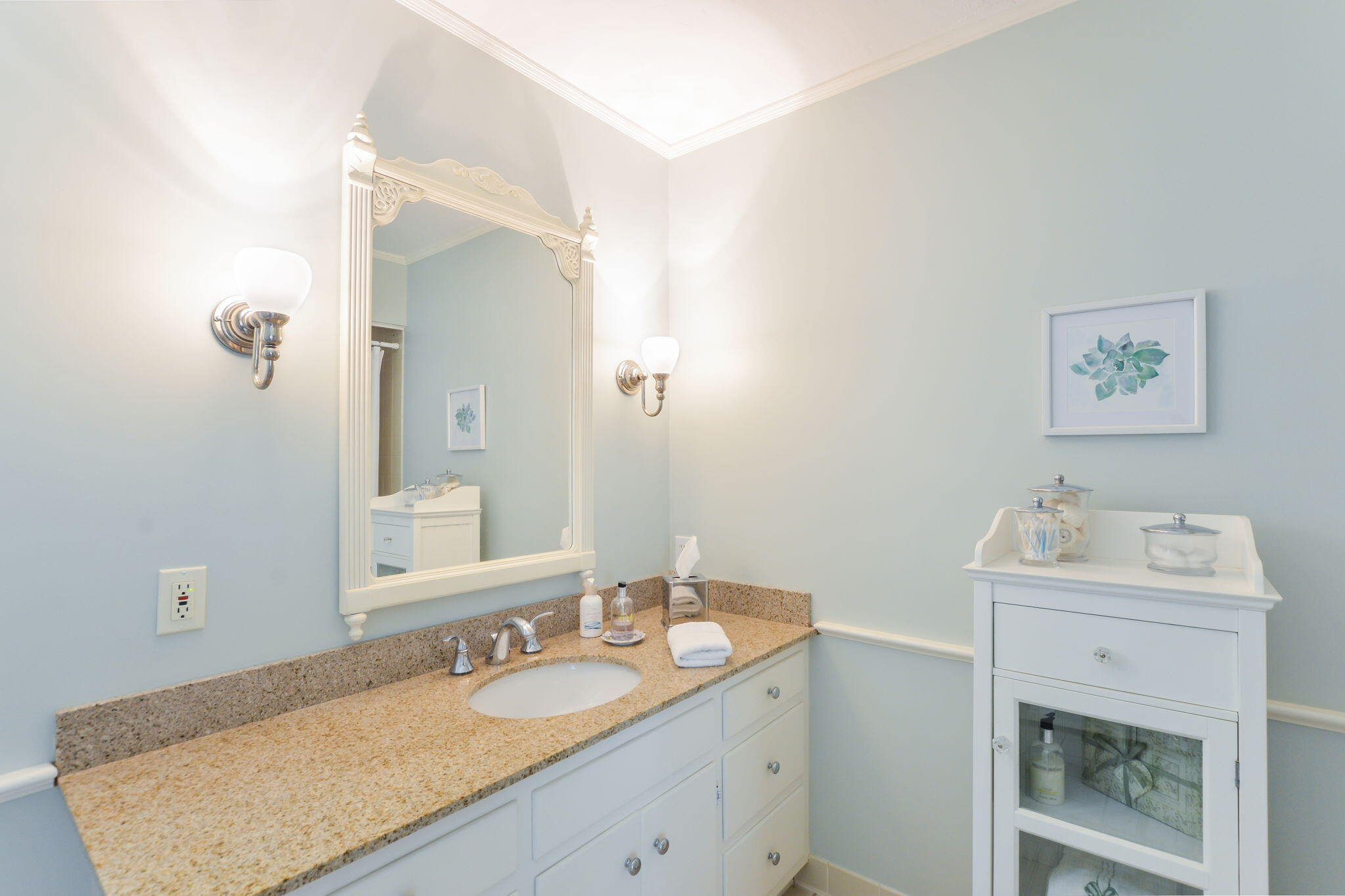 Classic Design with Modern Amenities!