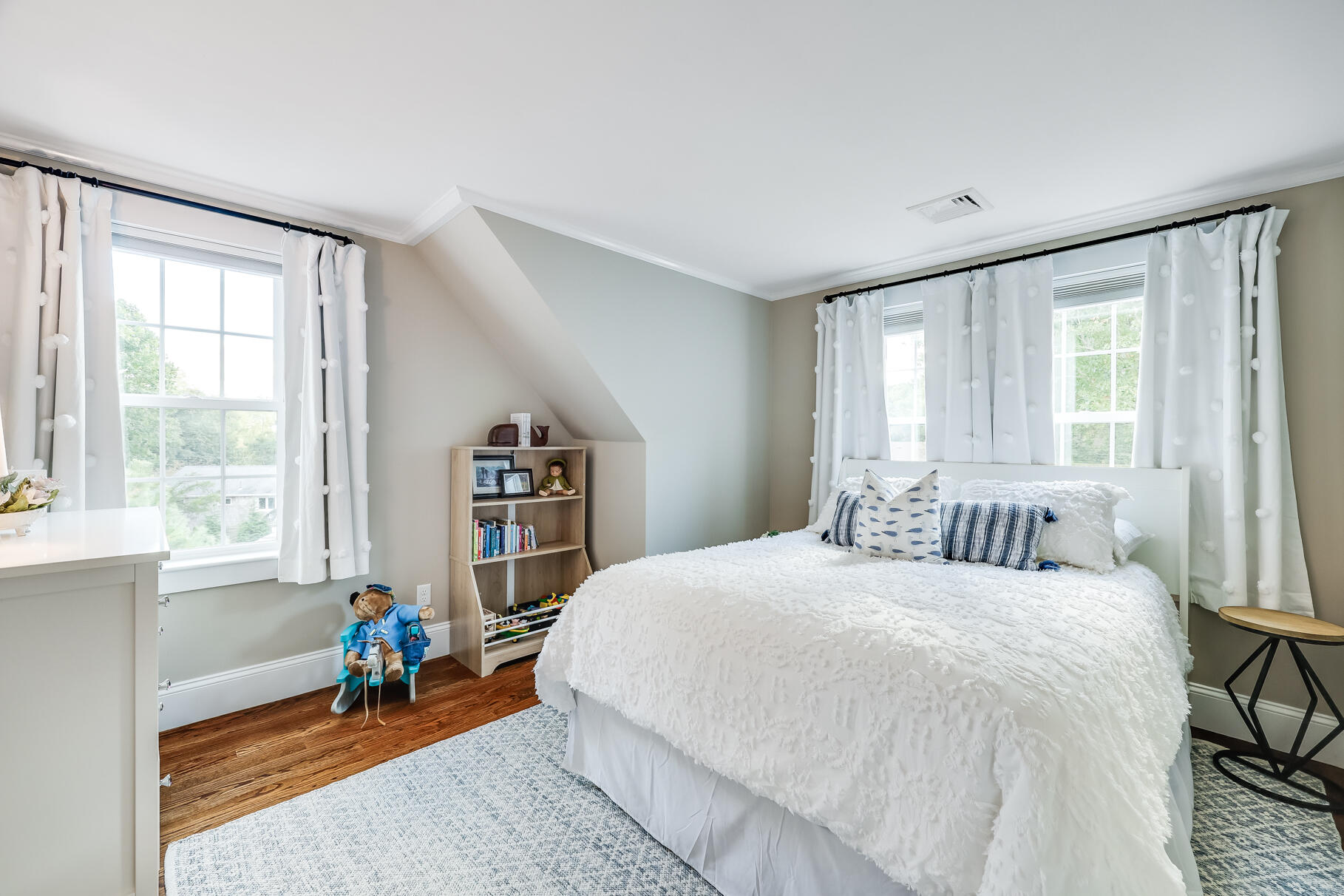 Pristine Sanctuary in Osterville Village