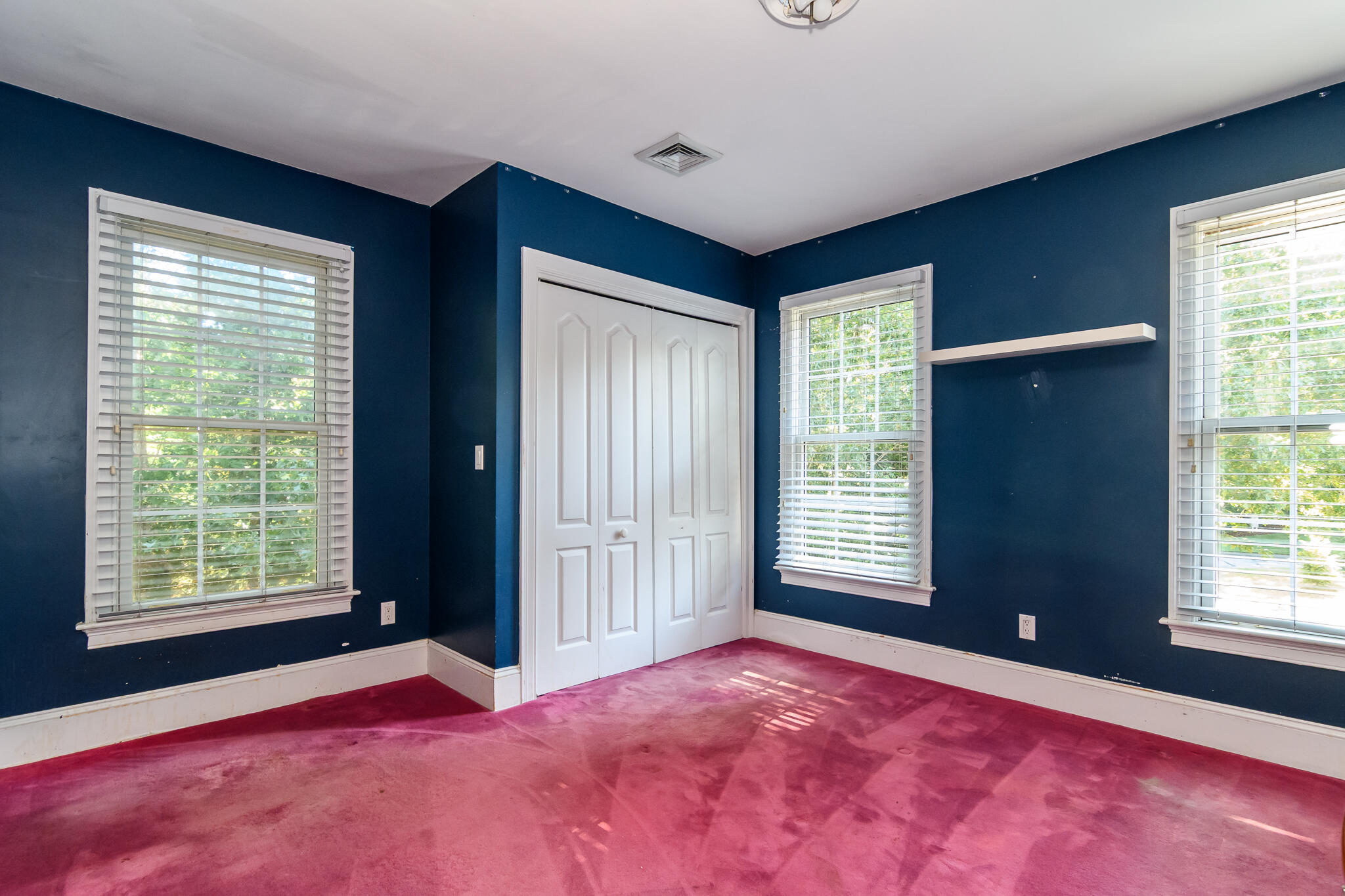 Custom Colonial in Great Hills