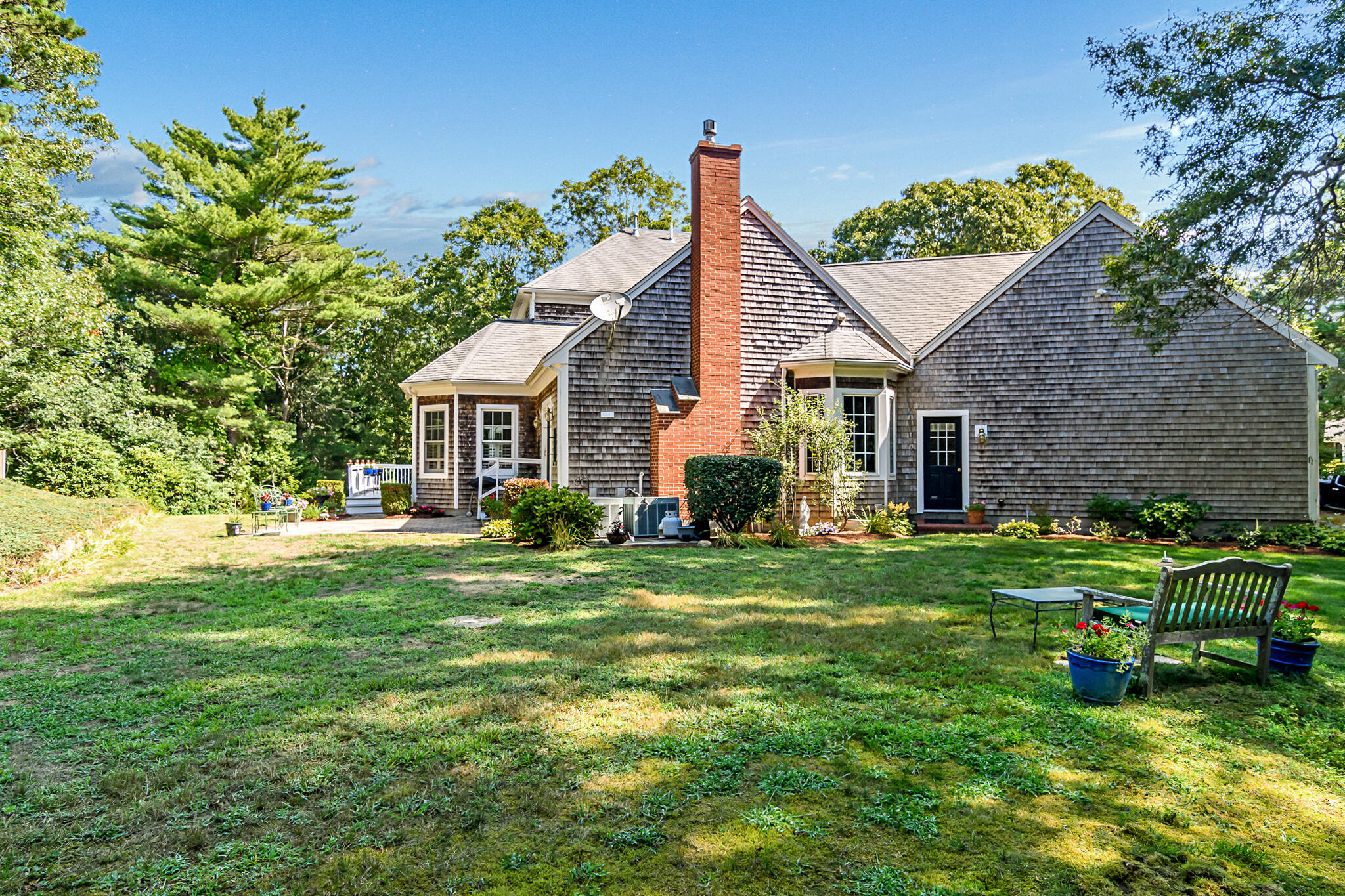 Custom Colonial in Great Hills