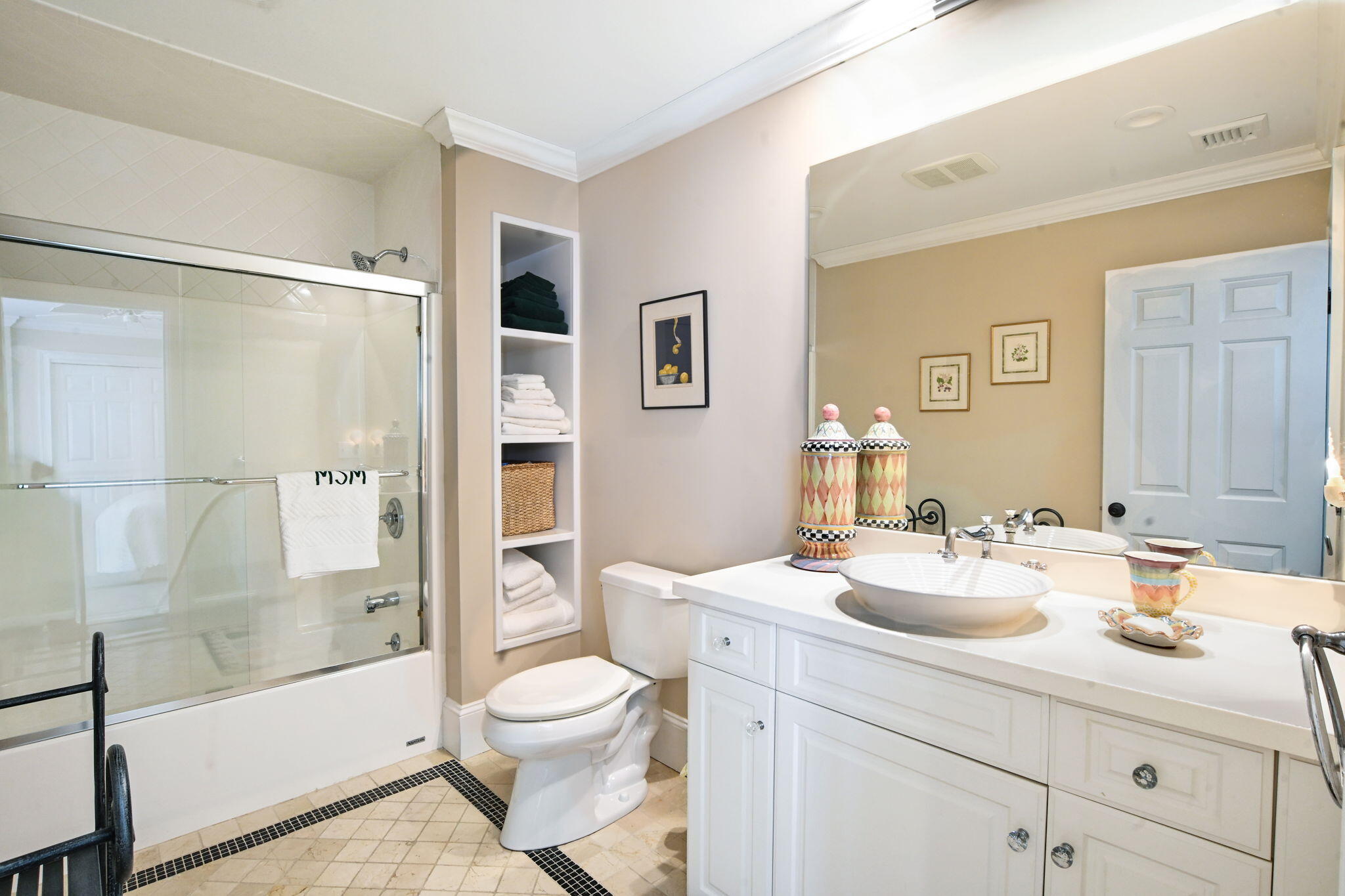 The Cove at East Bay