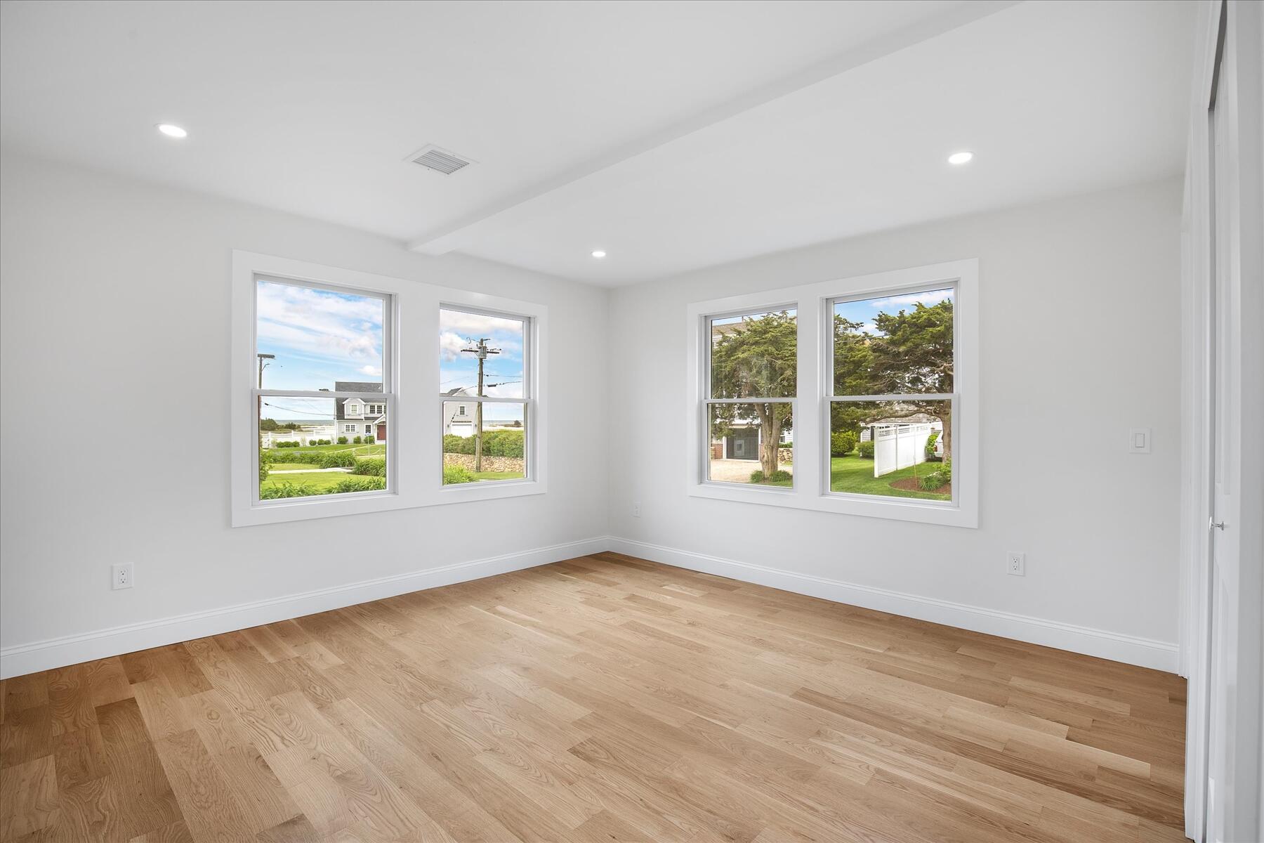 200 Sixth Avenue