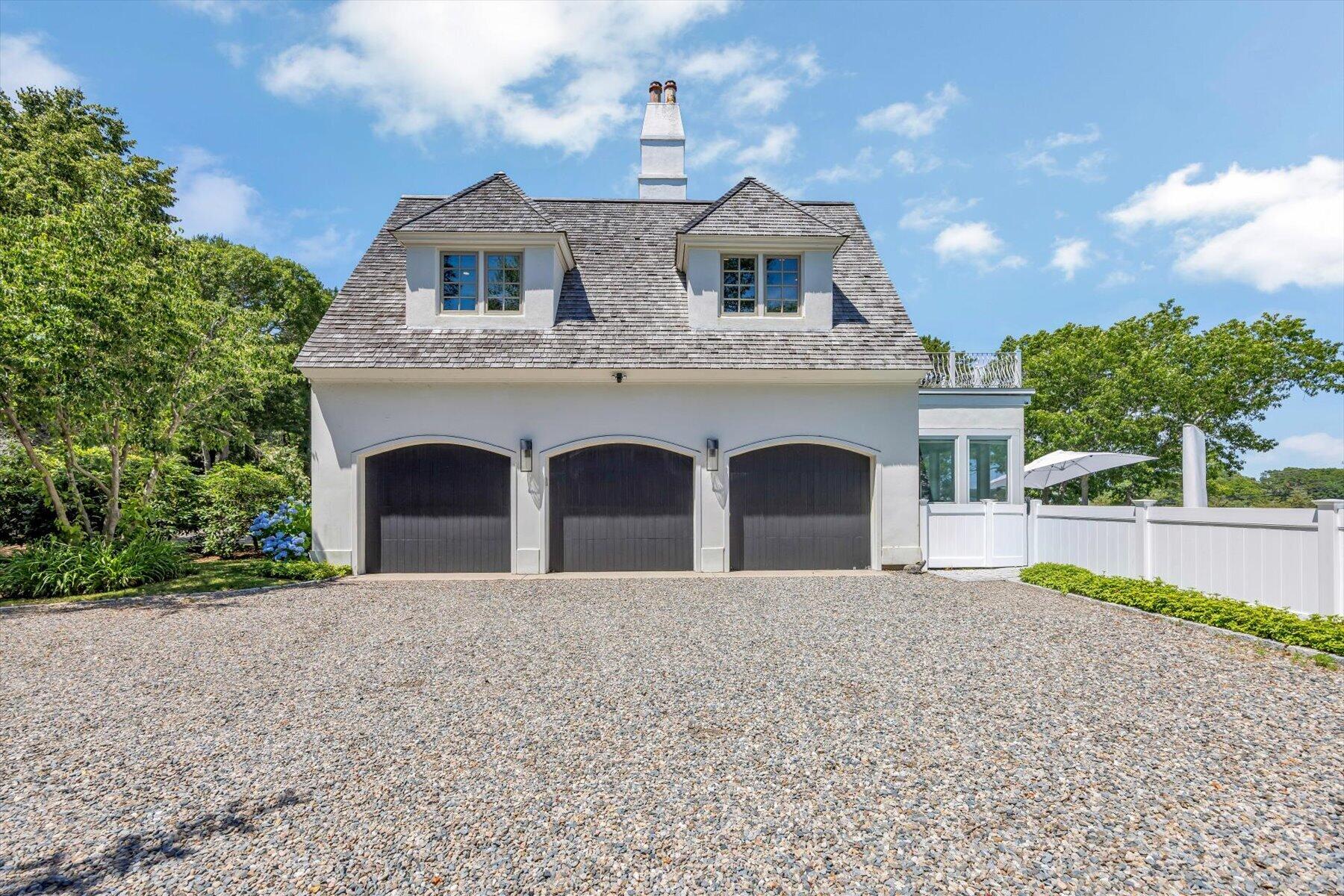 Elegance on Oyster Harbors