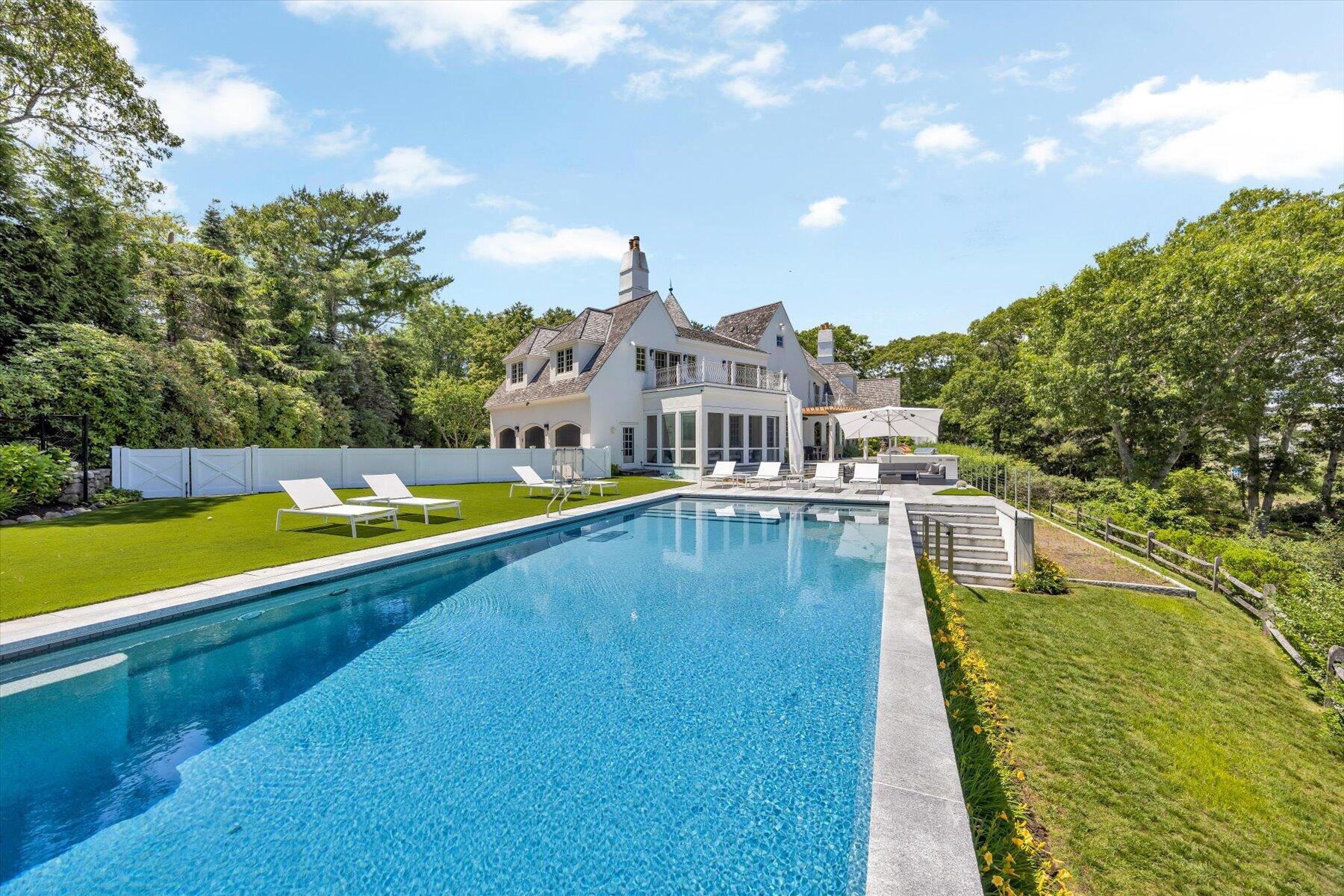 Elegance on Oyster Harbors