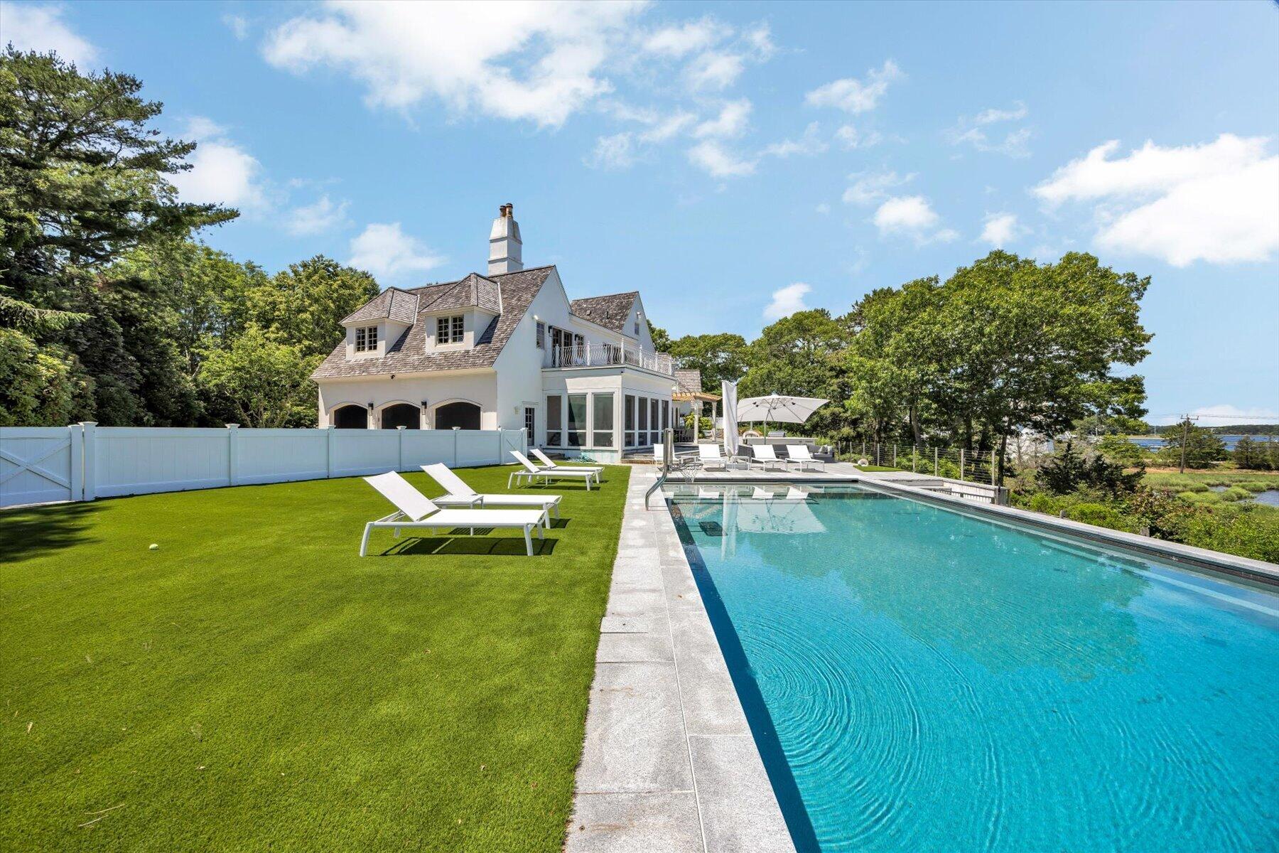 Elegance on Oyster Harbors