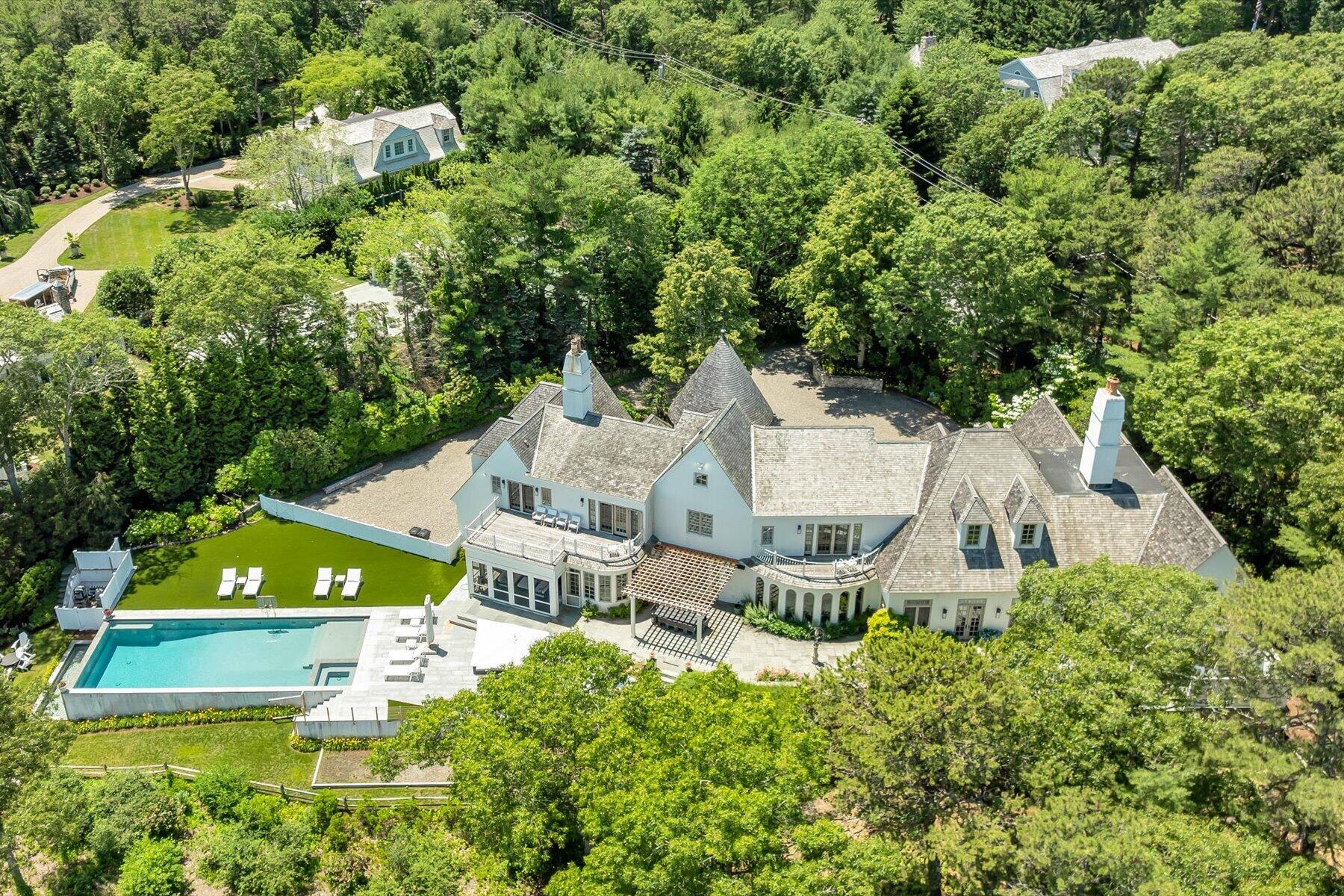 Elegance on Oyster Harbors