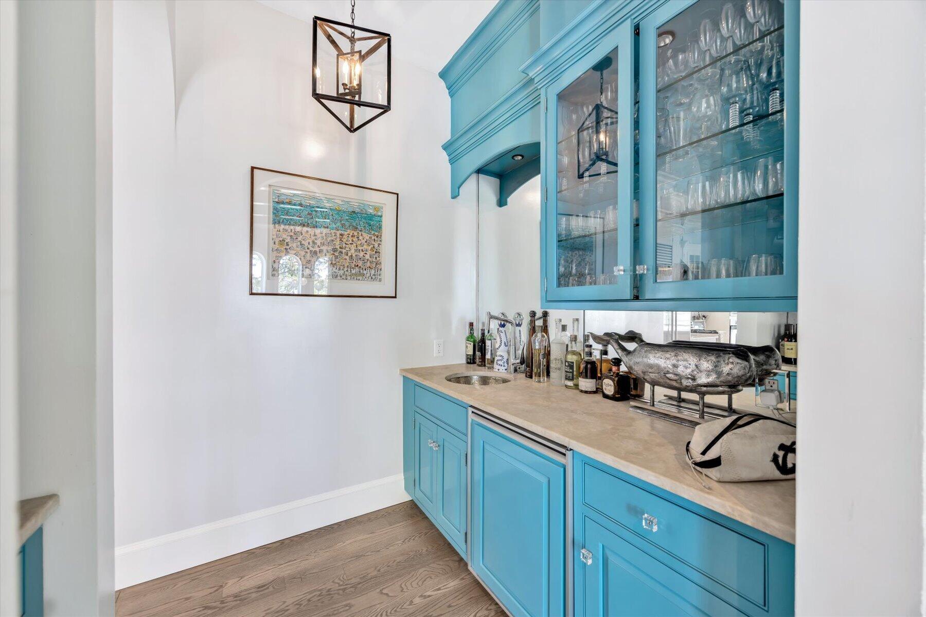 Elegance on Oyster Harbors