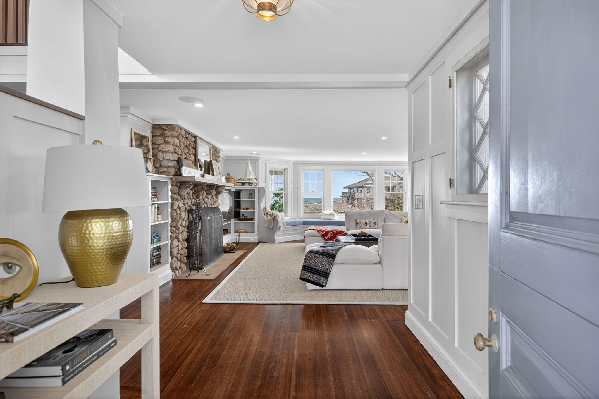 11 Maywood Avenue
