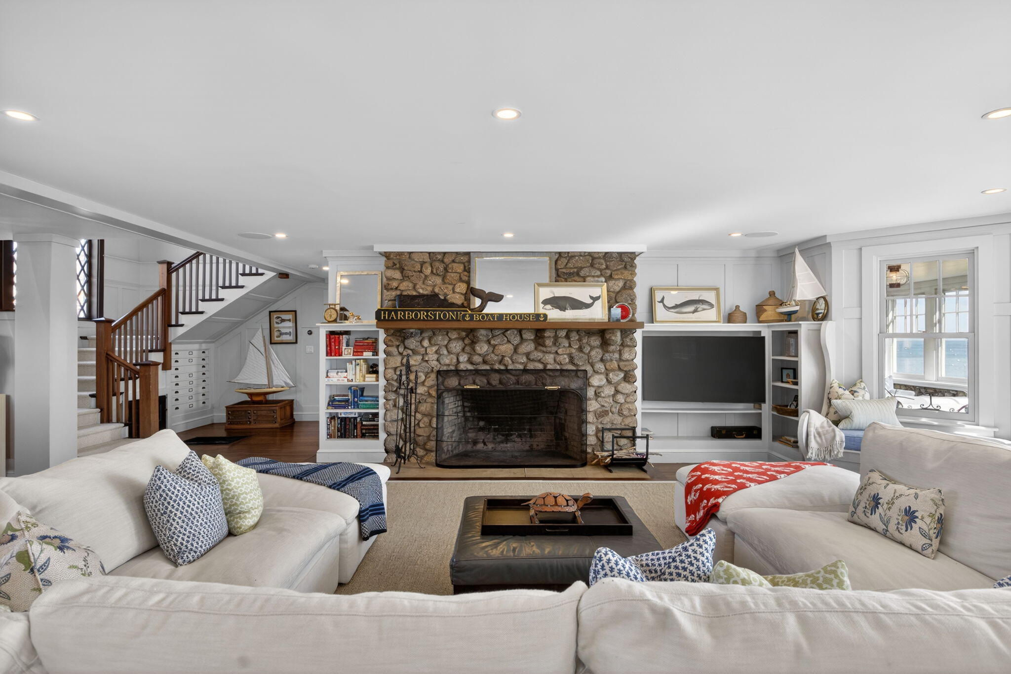 11 Maywood Avenue