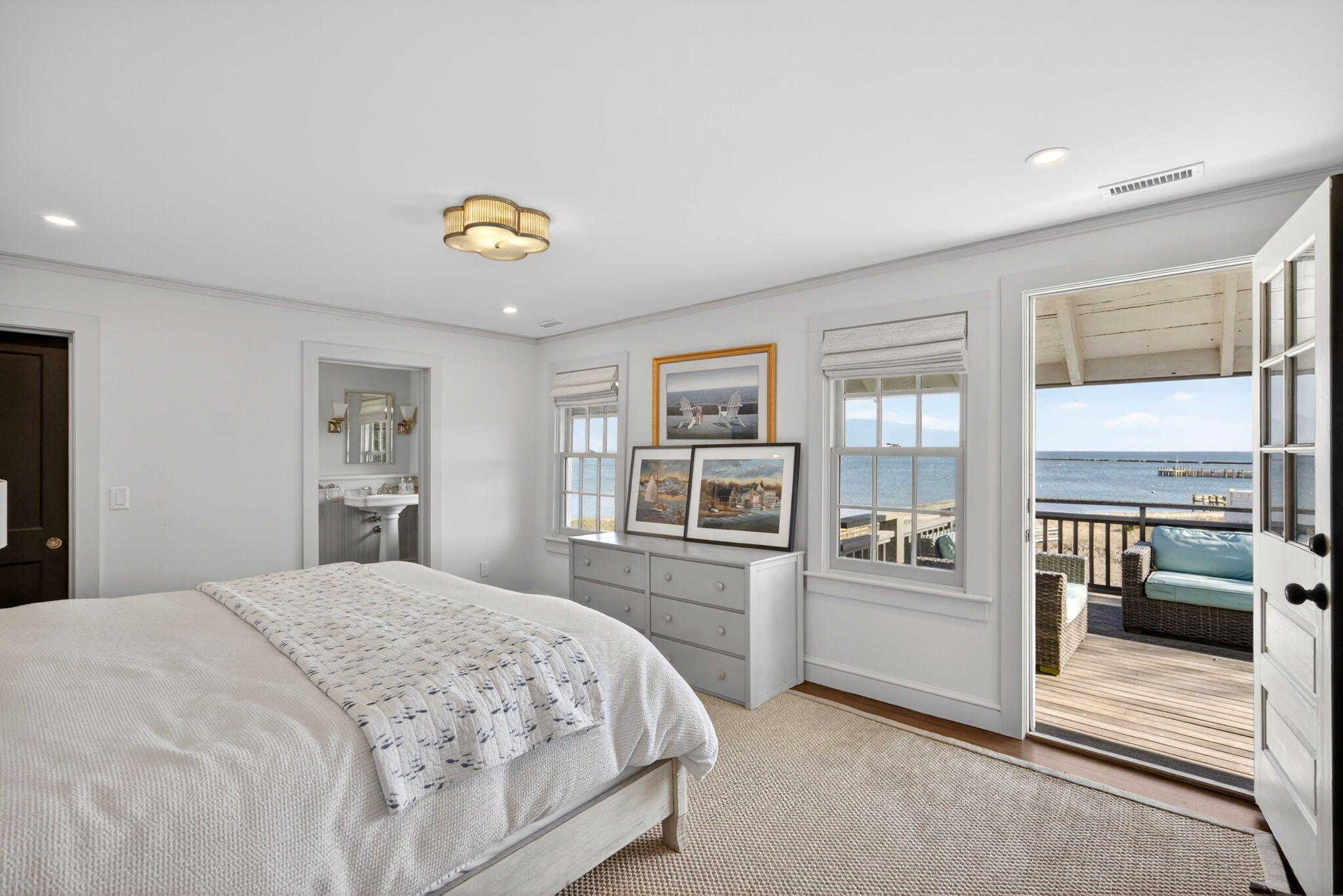 11 Maywood Avenue