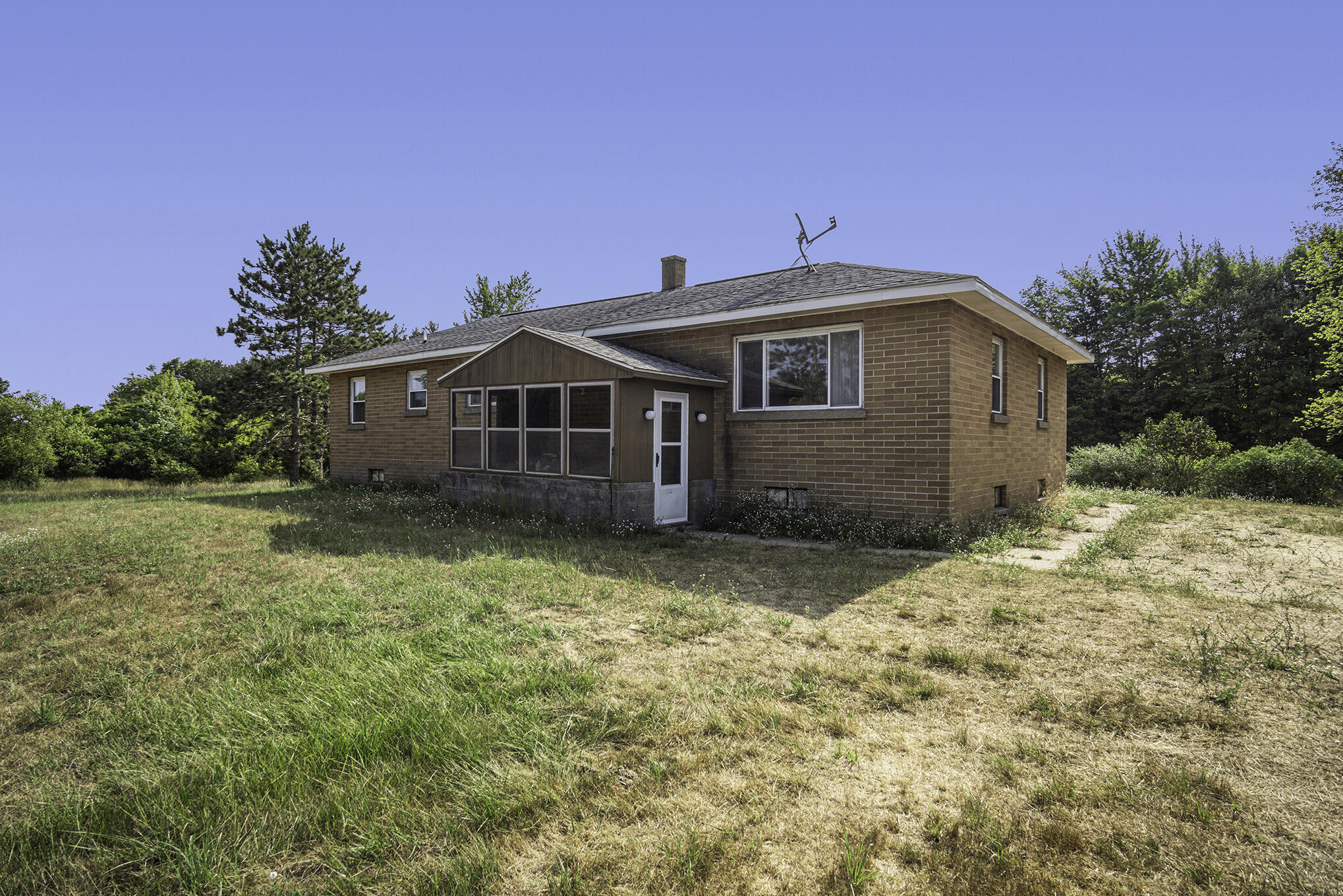 4703 Cloverville Road