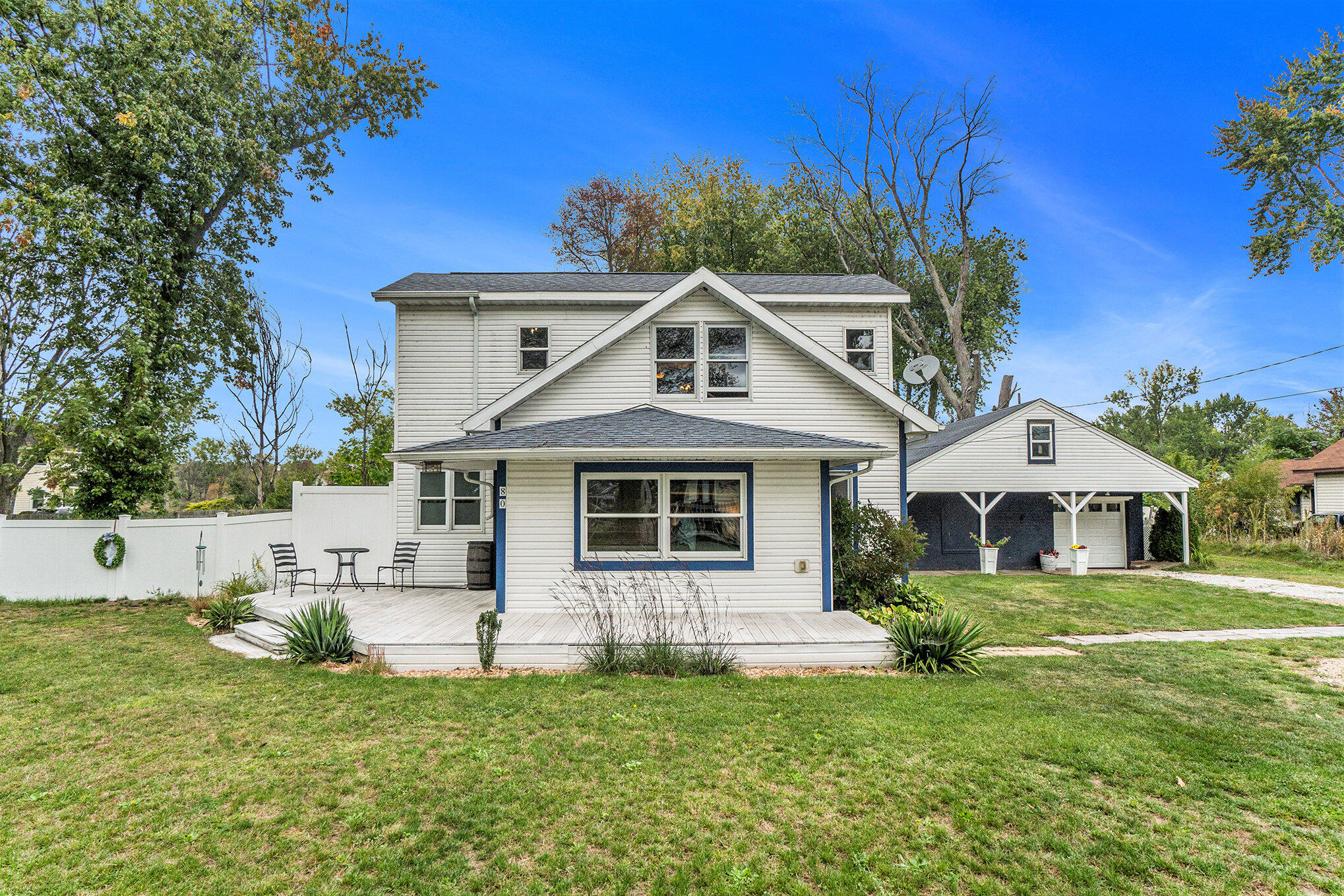80 Lake Shore Boulevard