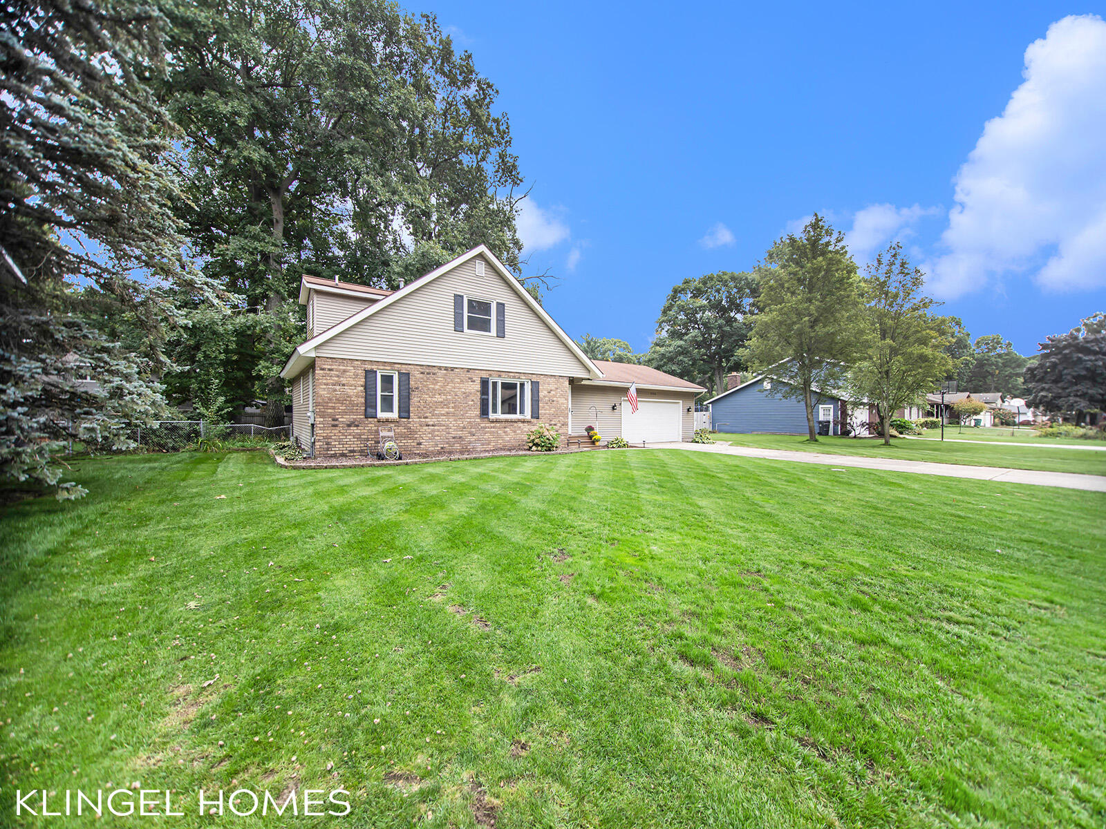 1114 Cavalier Drive