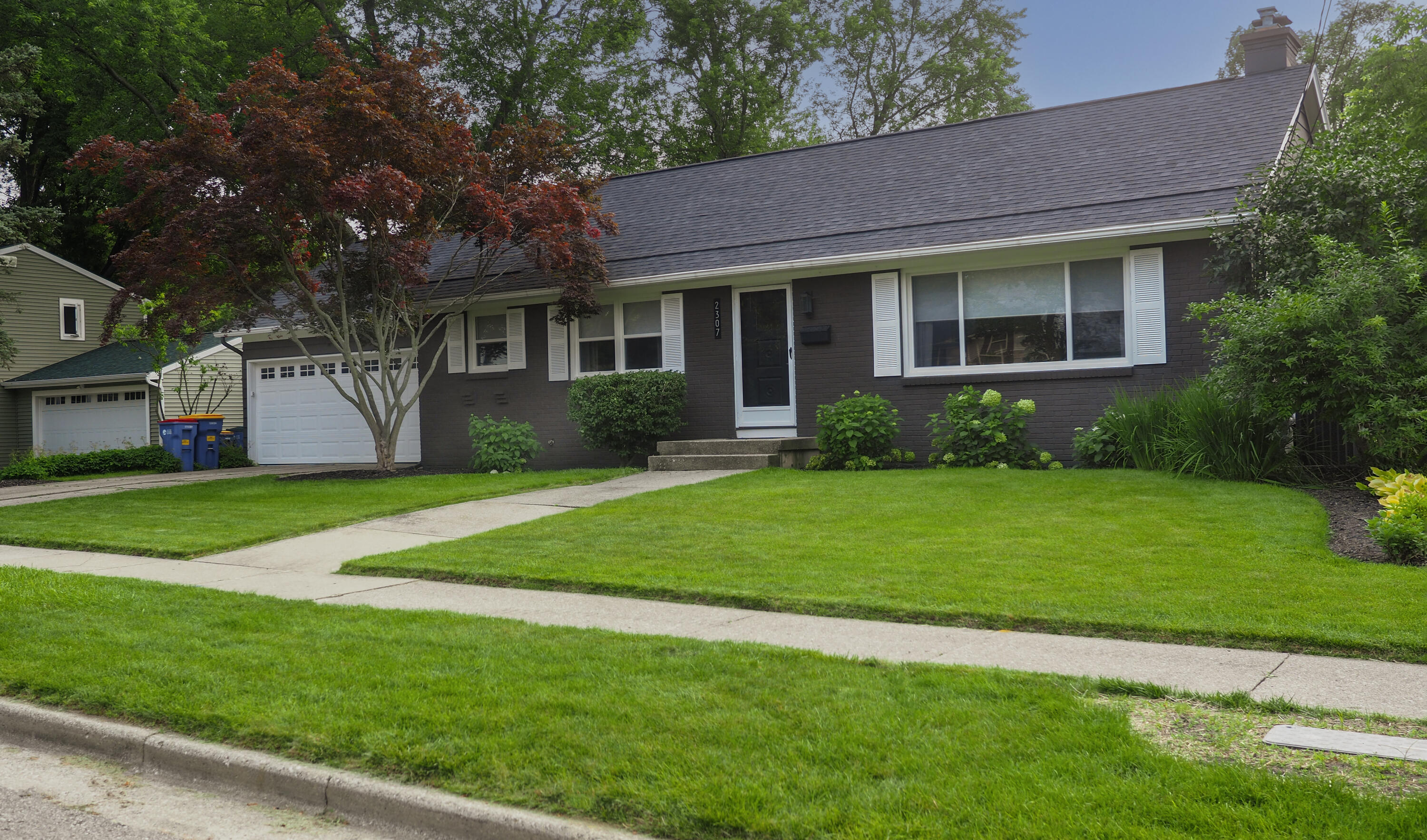 2307 Cambridge Drive SE