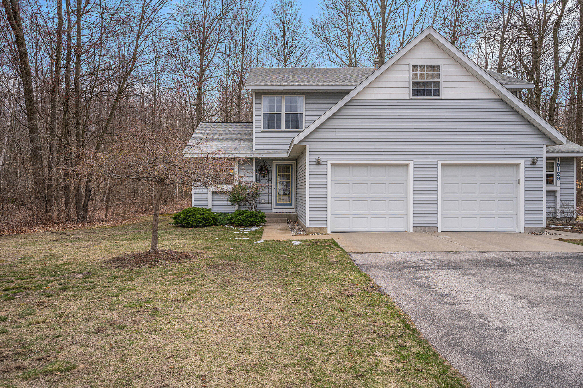 15127 Huckleberry Court, 55