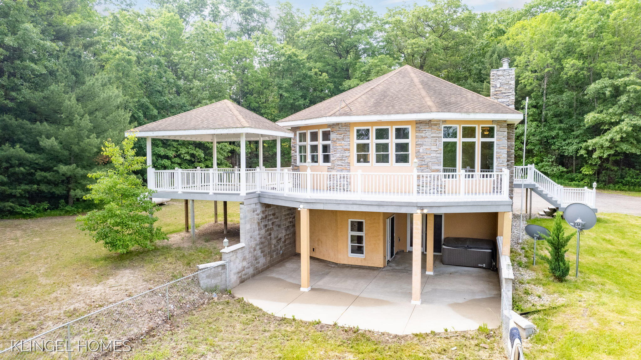 706 W Skeels Road