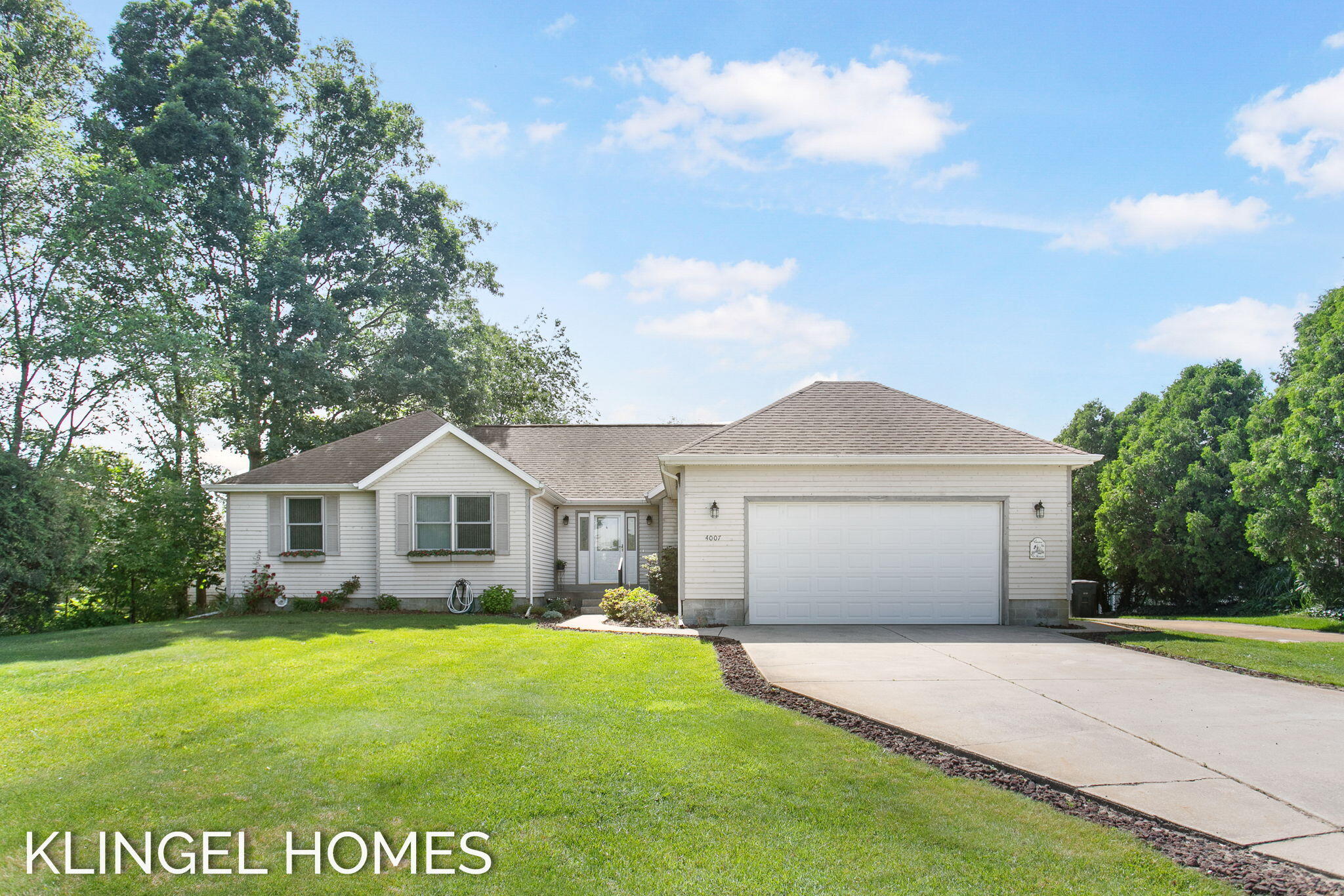 4007 Meadow Lane