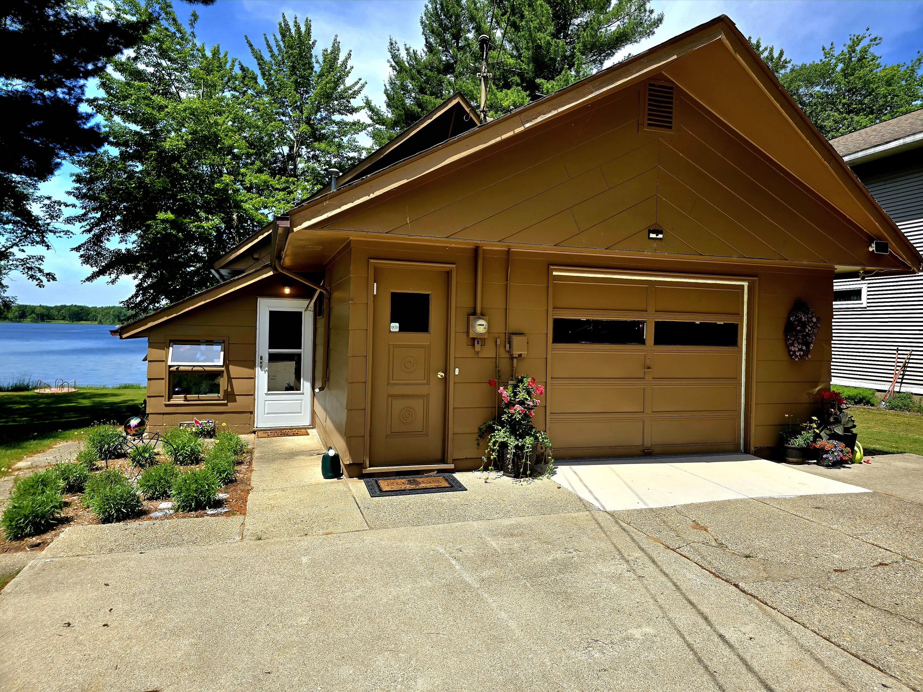 1165 S Ransom Road