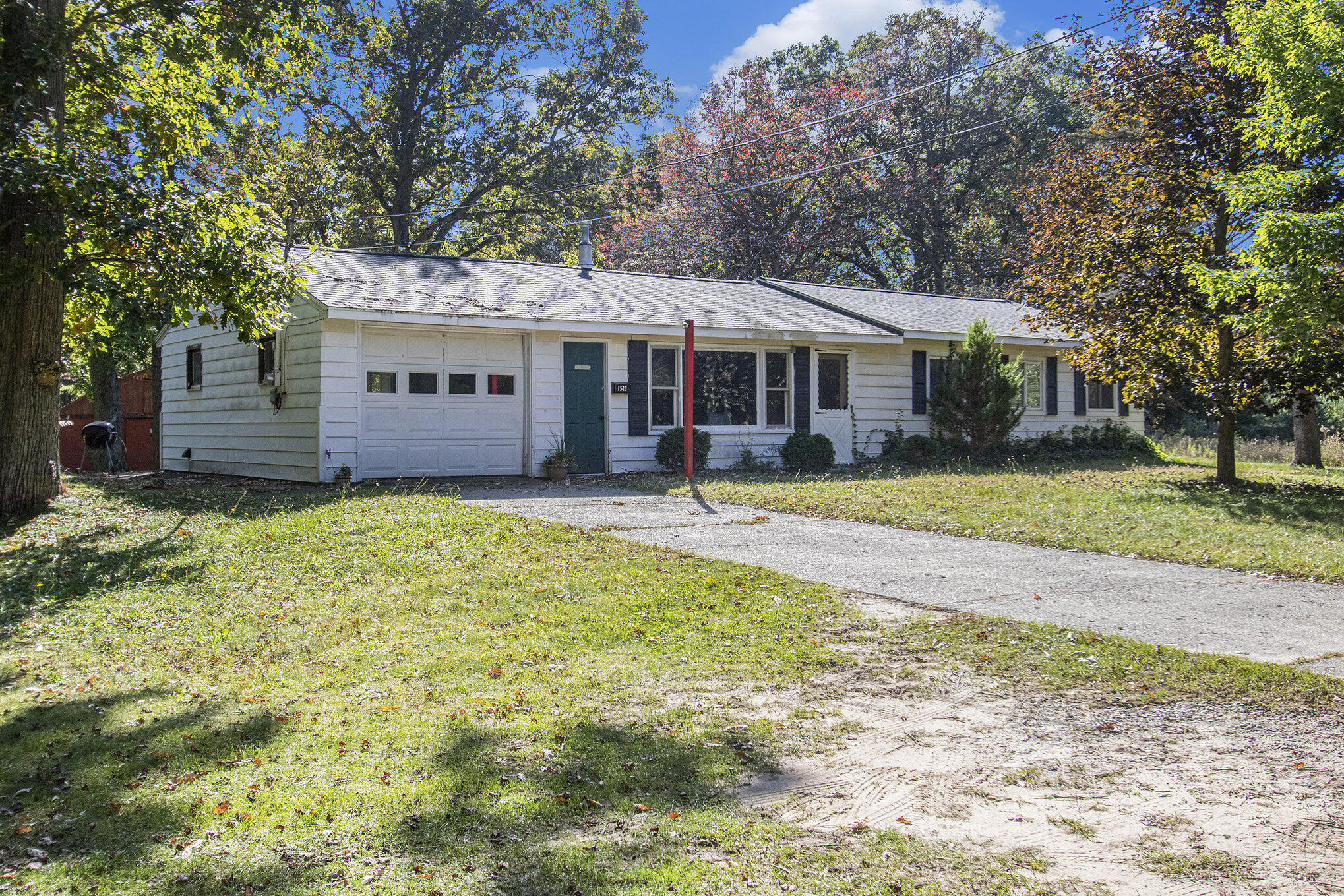 1515 W Bard Road