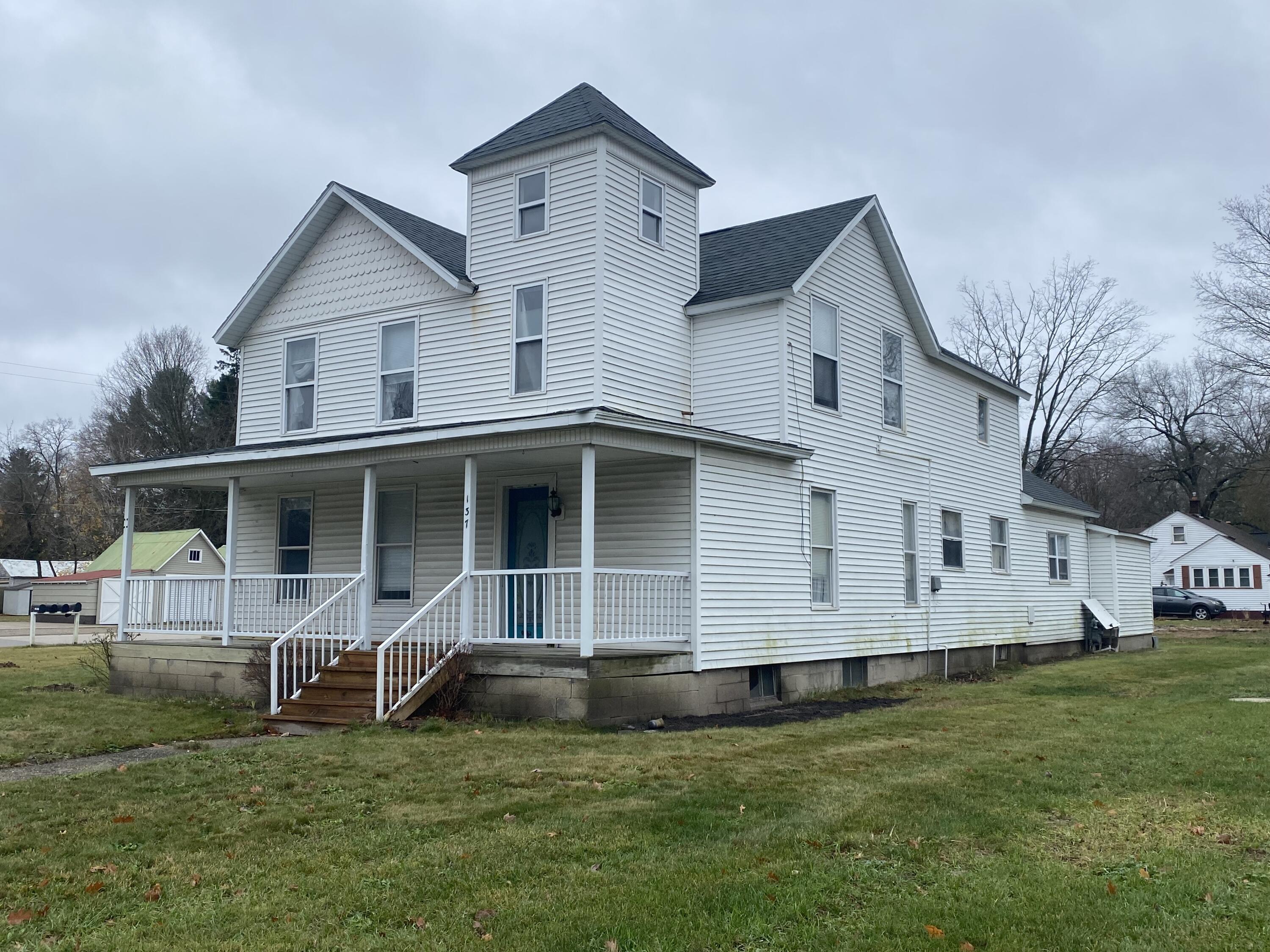137 N Third Avenue