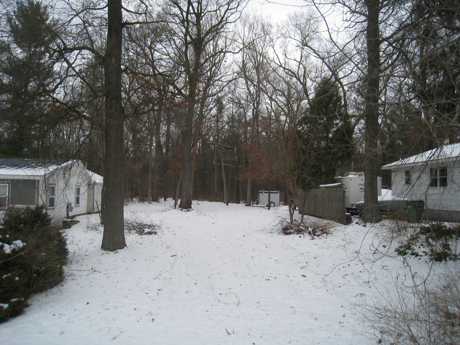 1990 Lake Avenue
